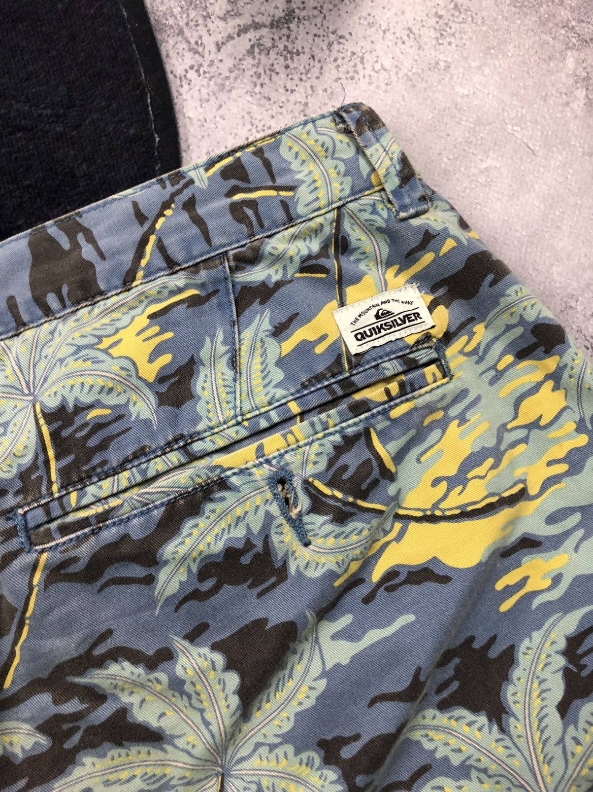 Quiksilver QUICKSILVER Vintage Serf Swimming Streetwear Shorts Hype Y2k Size US 34 / EU 50 - 18 Thumbnail