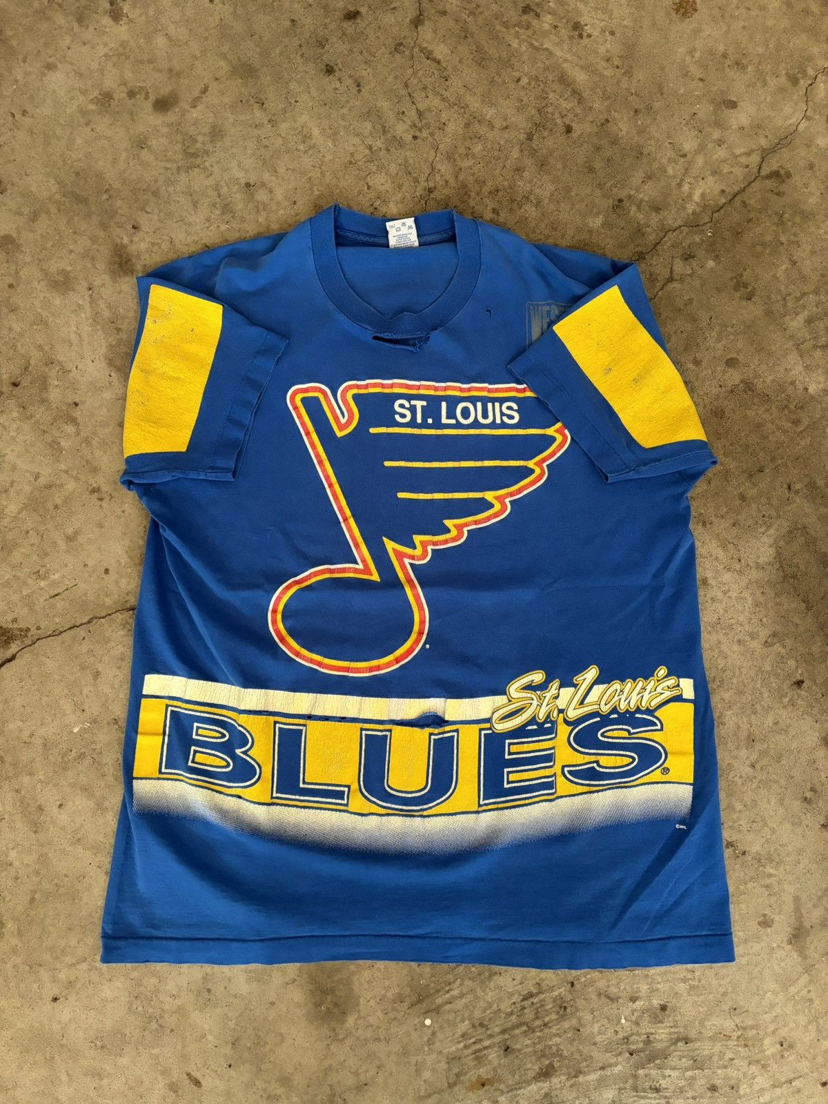 NHL × Vintage vintage blues tee Size US XL / EU 56 / 4 - 7 Thumbnail