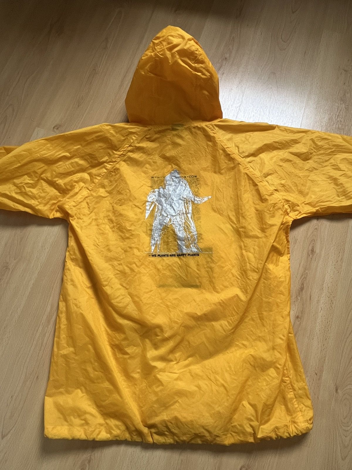 Band Tees Radiohead W.a.s.t.e yellow vintage raincoat Size US XL / EU 56 / 4 - 5 Thumbnail