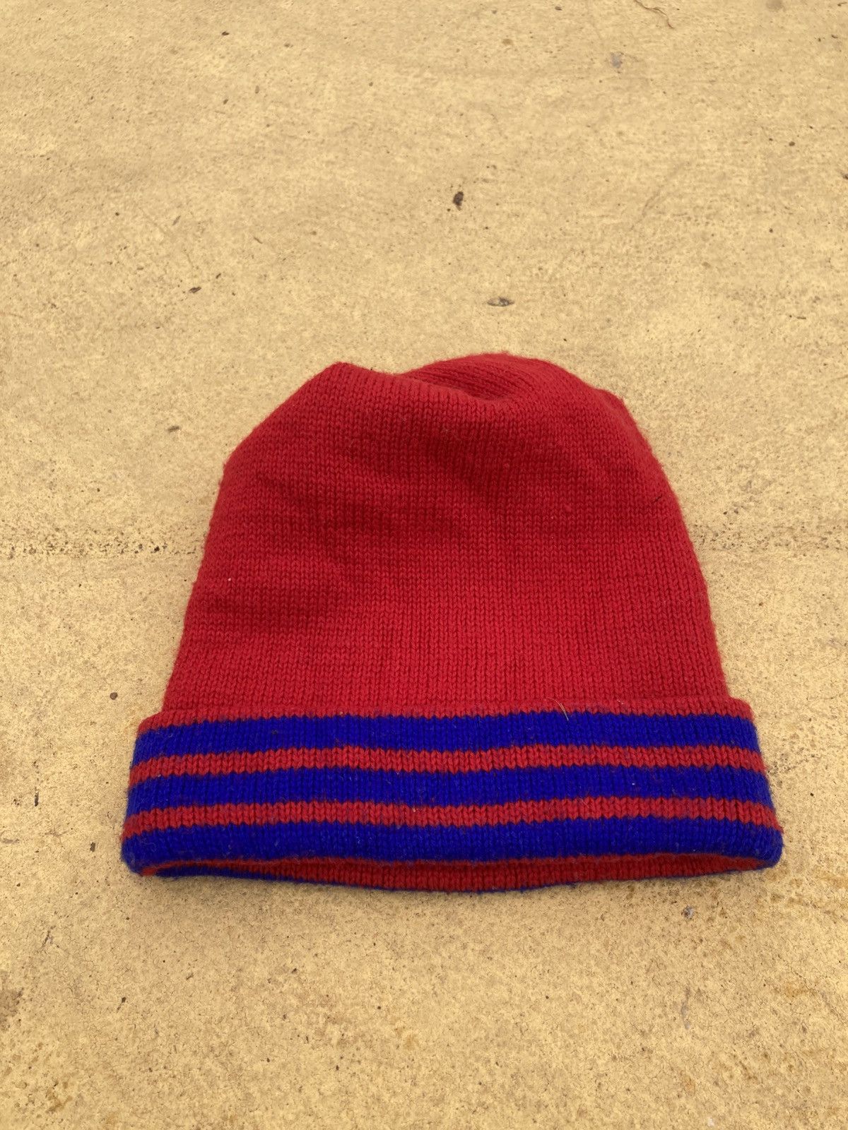 Adidas Adidas red Espana beanie hat Size ONE SIZE - 3 Thumbnail