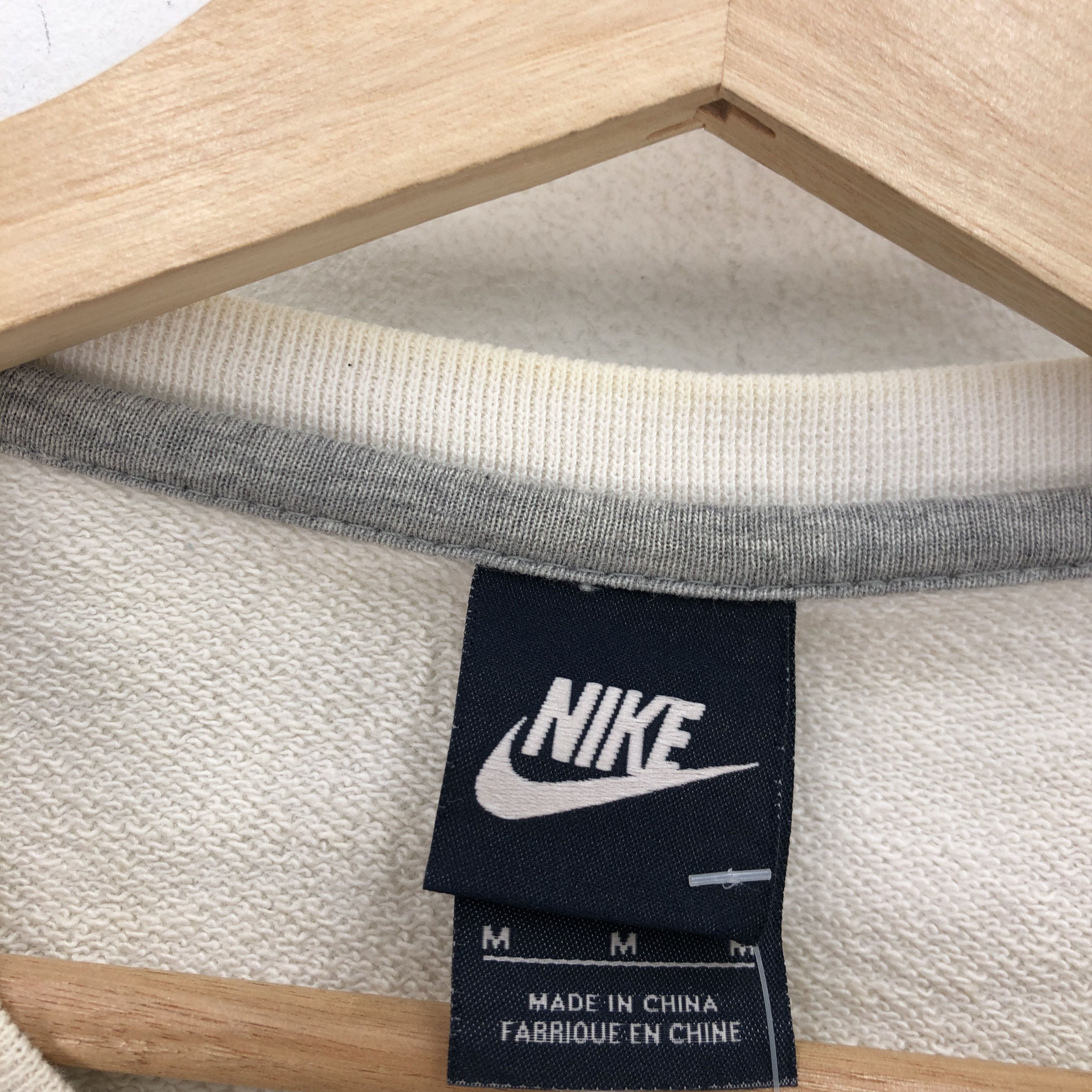 Nike × Vintage Vintage Nike Y2k Sweatshirt Shirt Sweater Jumper Pullover Size US M / EU 48-50 / 2 - 5 Thumbnail