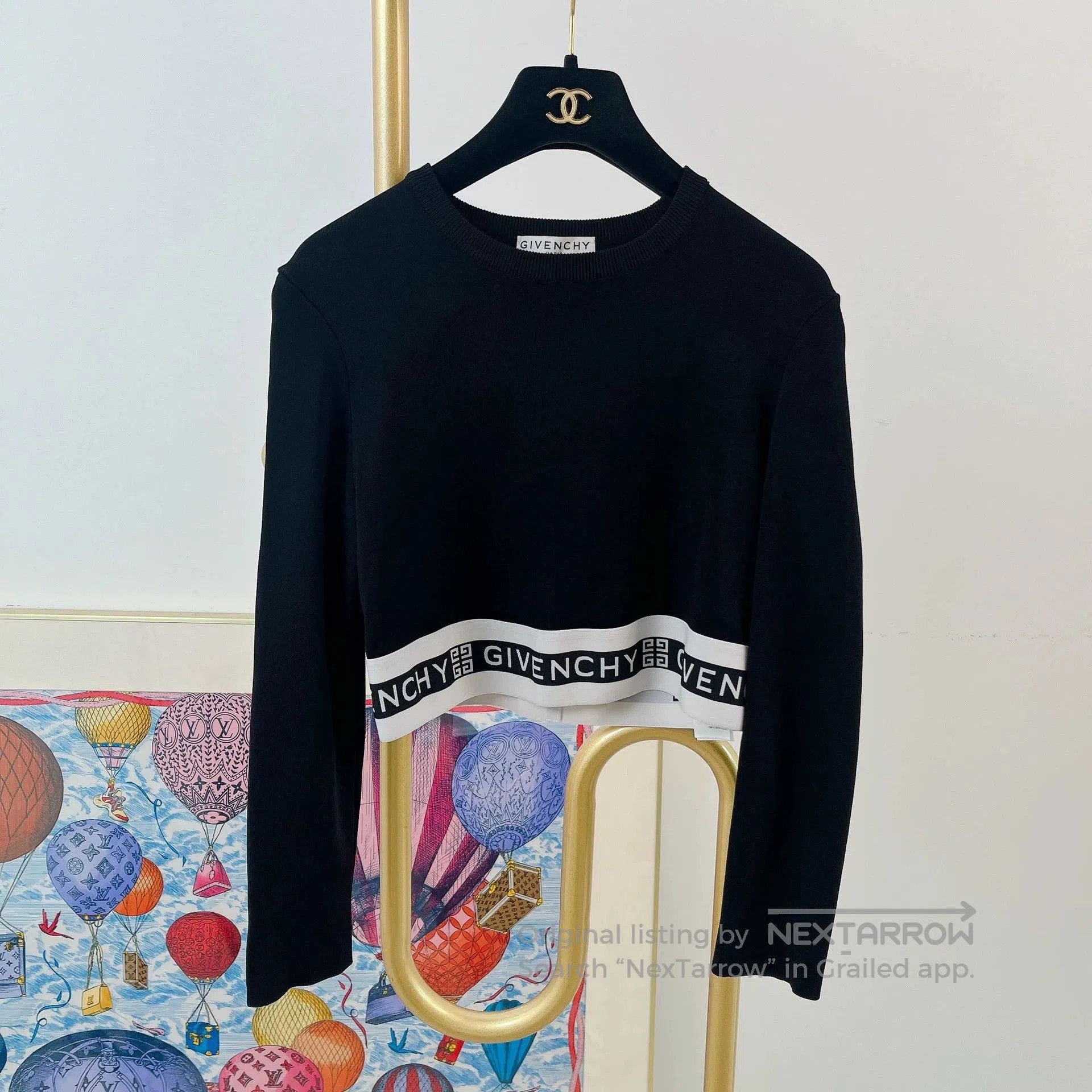 Givenchy Givenchy Black Letter Short Top M. Size US M / EU 48-50 / 2 - 1 Thumbnail