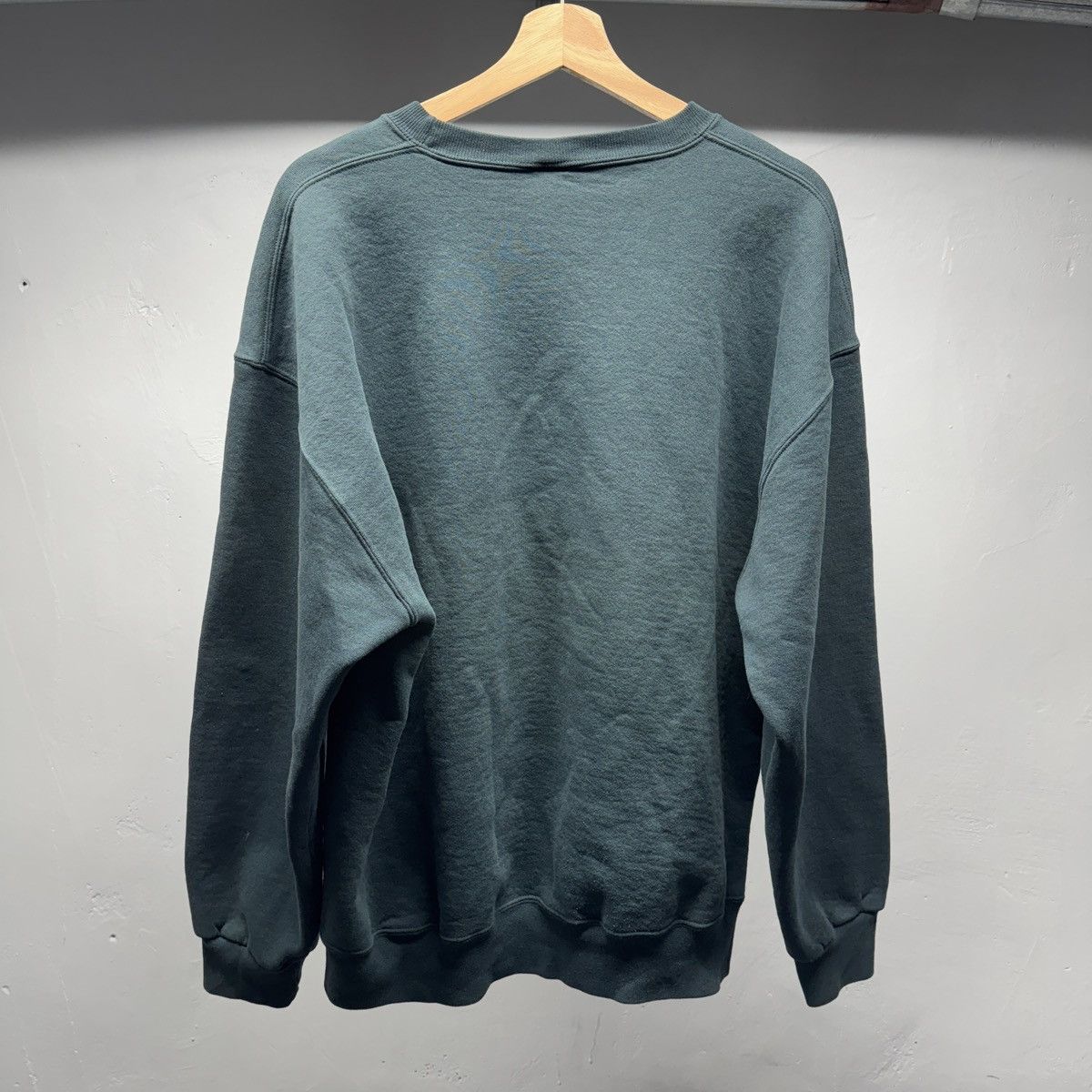 Vintage Russell Teal Thrashed Faded Distressed Sweatshirt ERD Grunge Size US XL / EU 56 / 4 - 2 Thumbnail