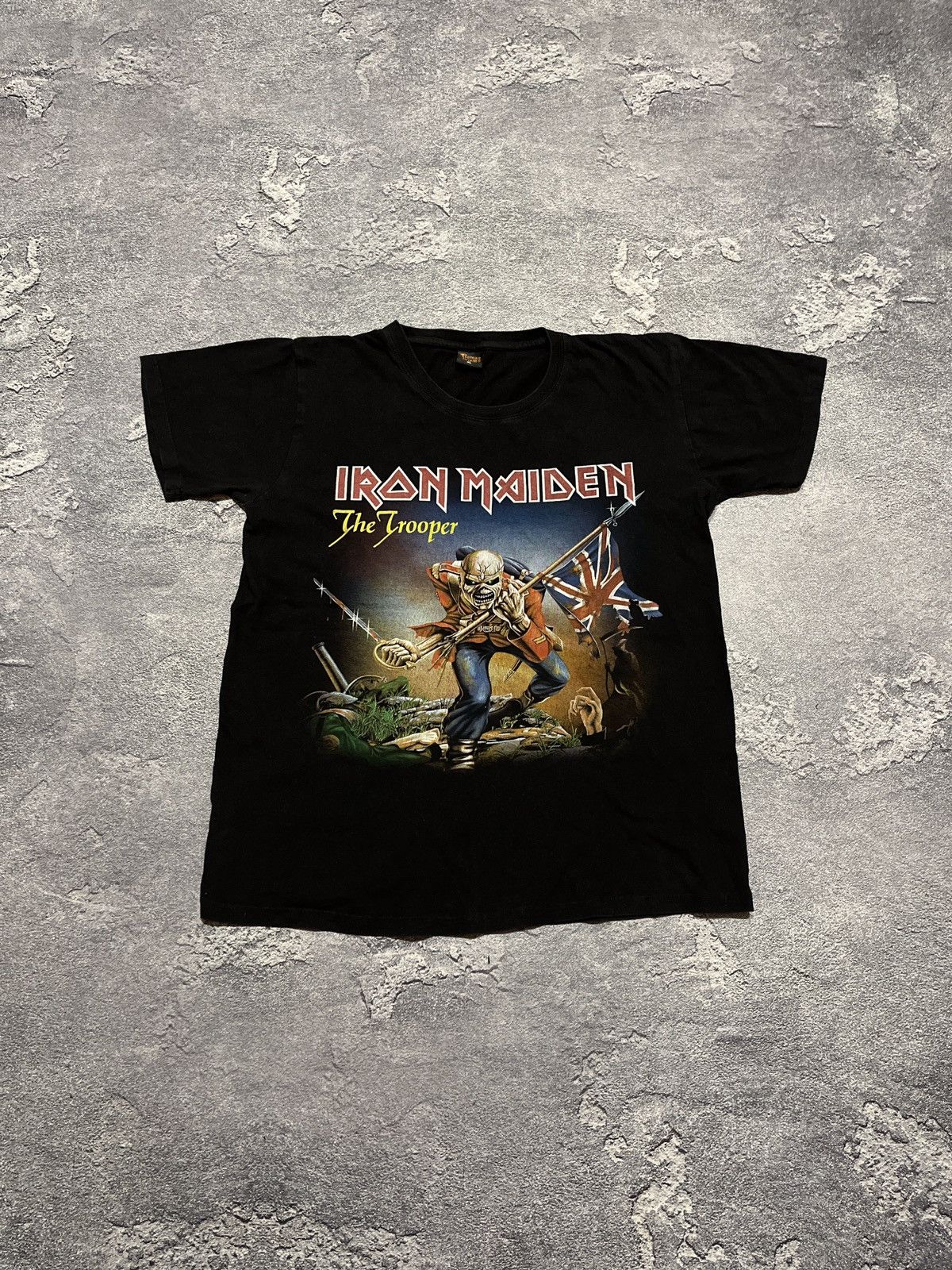 Band Tees × Iron Maiden × Vintage Vintage 00s Iron Maiden The Trooper Graphic Faded Merch Tee Size US XL / EU 56 / 4 - 1 Thumbnail