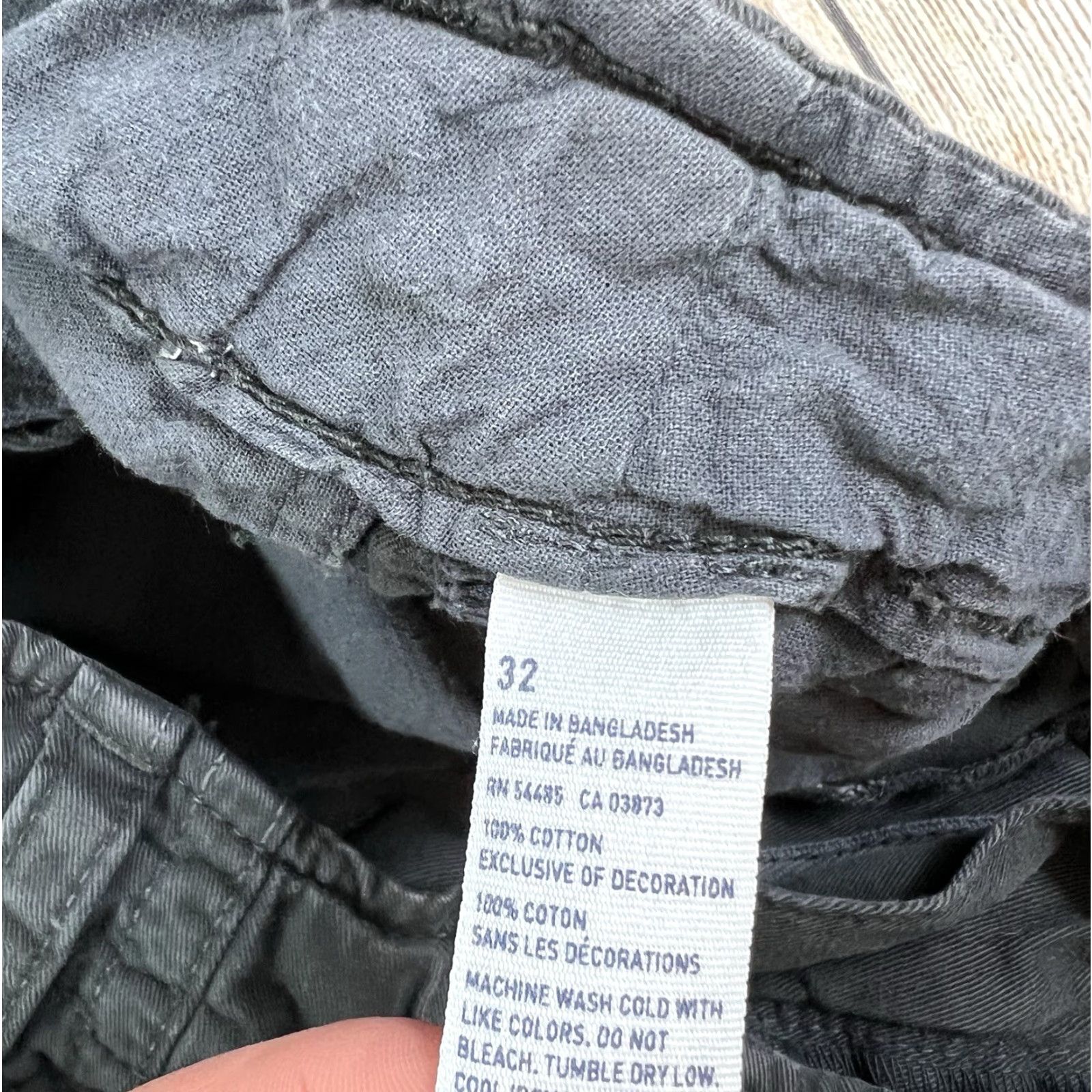 American Eagle Outfitters VINTAGE American Eagle Outfitters Mens Cargo Shorts Dark Gray 100% Cotton Sz 32 Regular Canvas Pocketed Cargo 10 Inseam Casual Outdoor Preppy Size US 32 / EU 48 - 4 Thumbnail