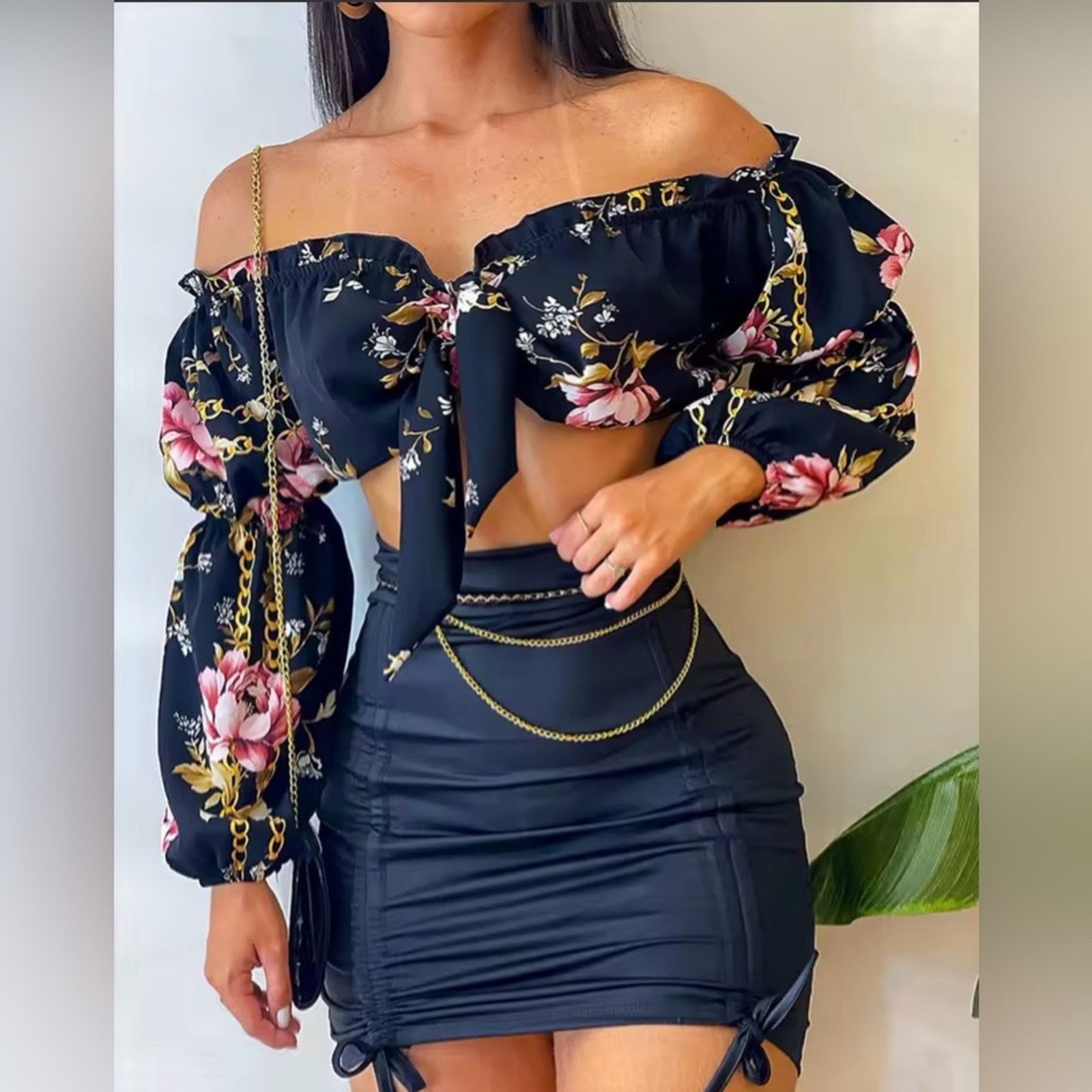 Other New Y2K Floral Off-Shoulder Black Top with a skirt size M Size S / US 4 / IT 40 - 1 Thumbnail