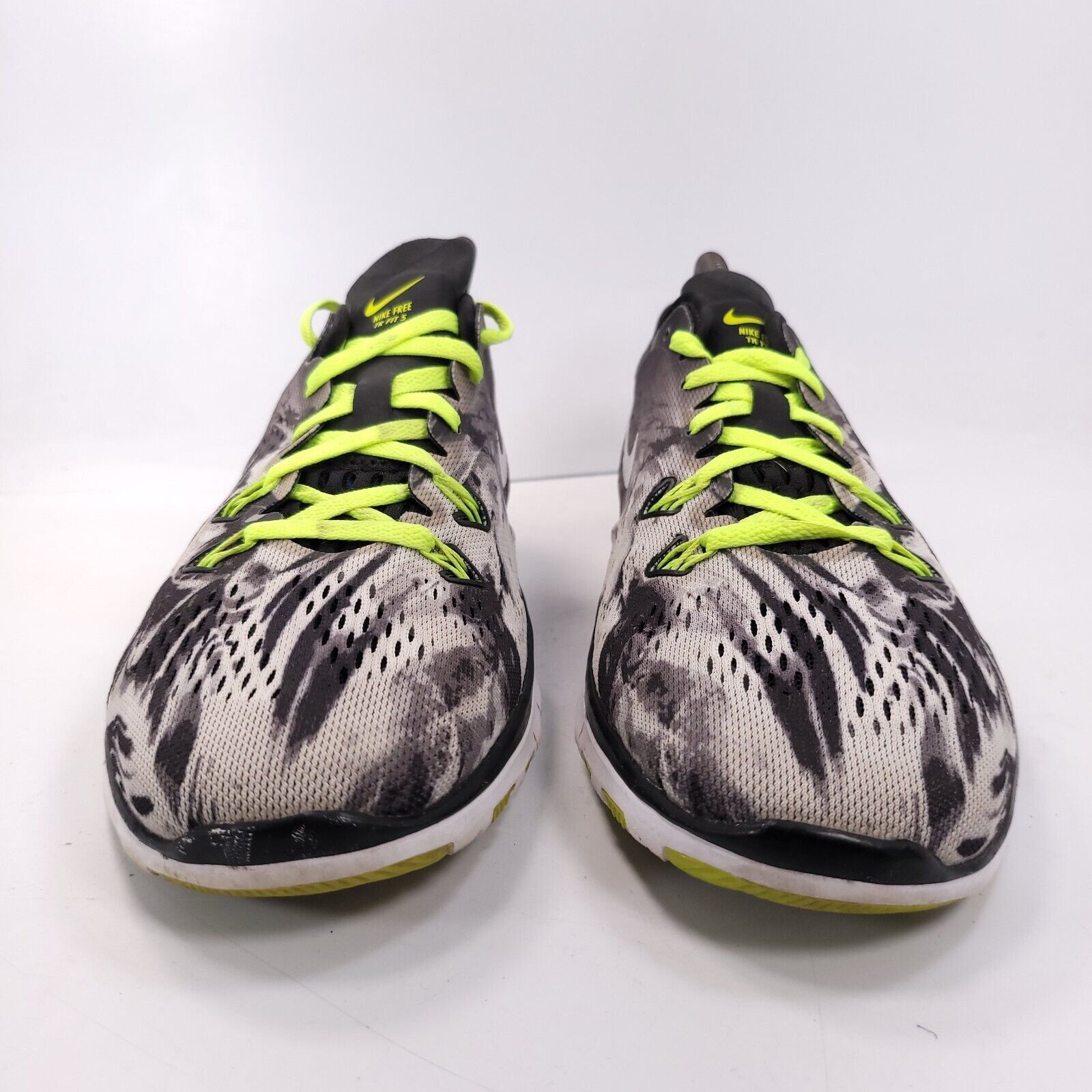 Nike Nike Free TR Fit 5 Shoe Womens Size 9 704695-014 Black White Size US 9 / IT 39 - 2 Thumbnail