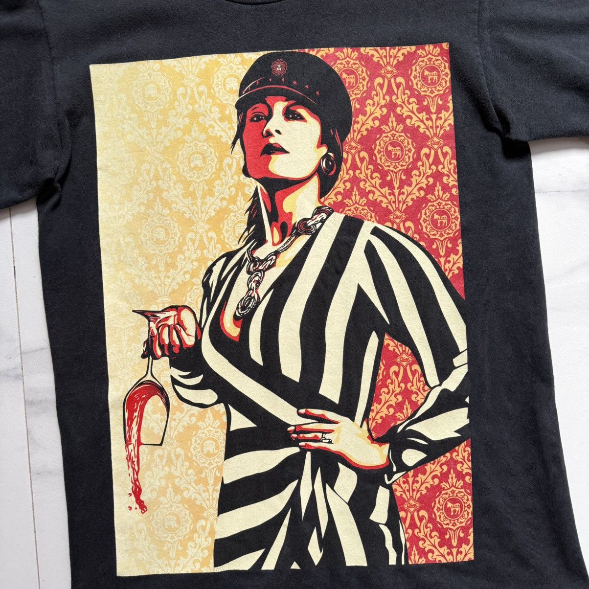 Obey × Vintage OBEY Vintage Y2K These Parties… Tee Size US S / EU 44-46 / 1 - 4 Thumbnail
