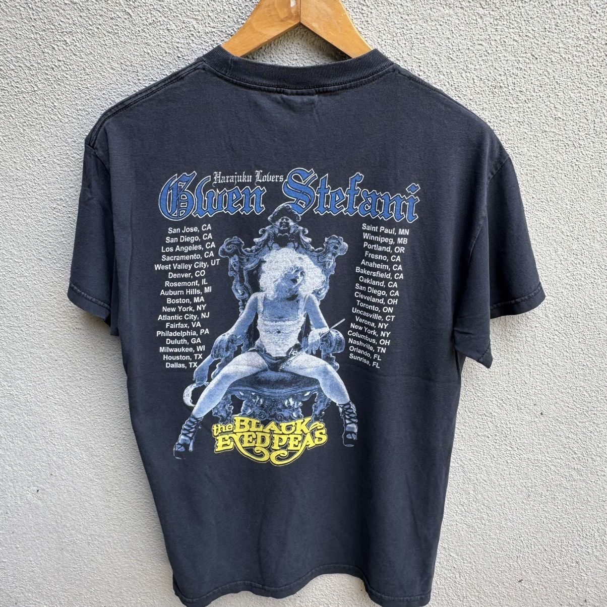Band Tees Vintage rare GWEN STEFANI y2k tour Black Eyed Peas Size US M / EU 48-50 / 2 - 3 Thumbnail