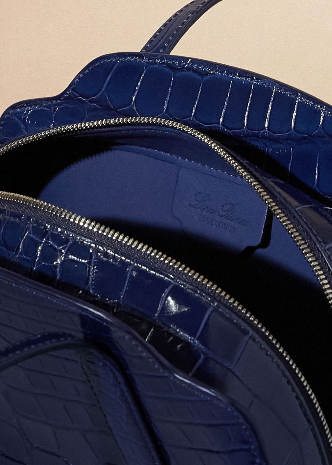 Loro Piana o1srvl11e0924 Size:/OS Sesia Alligator Skin Tote Bag in Blue Size ONE SIZE - 5 Thumbnail