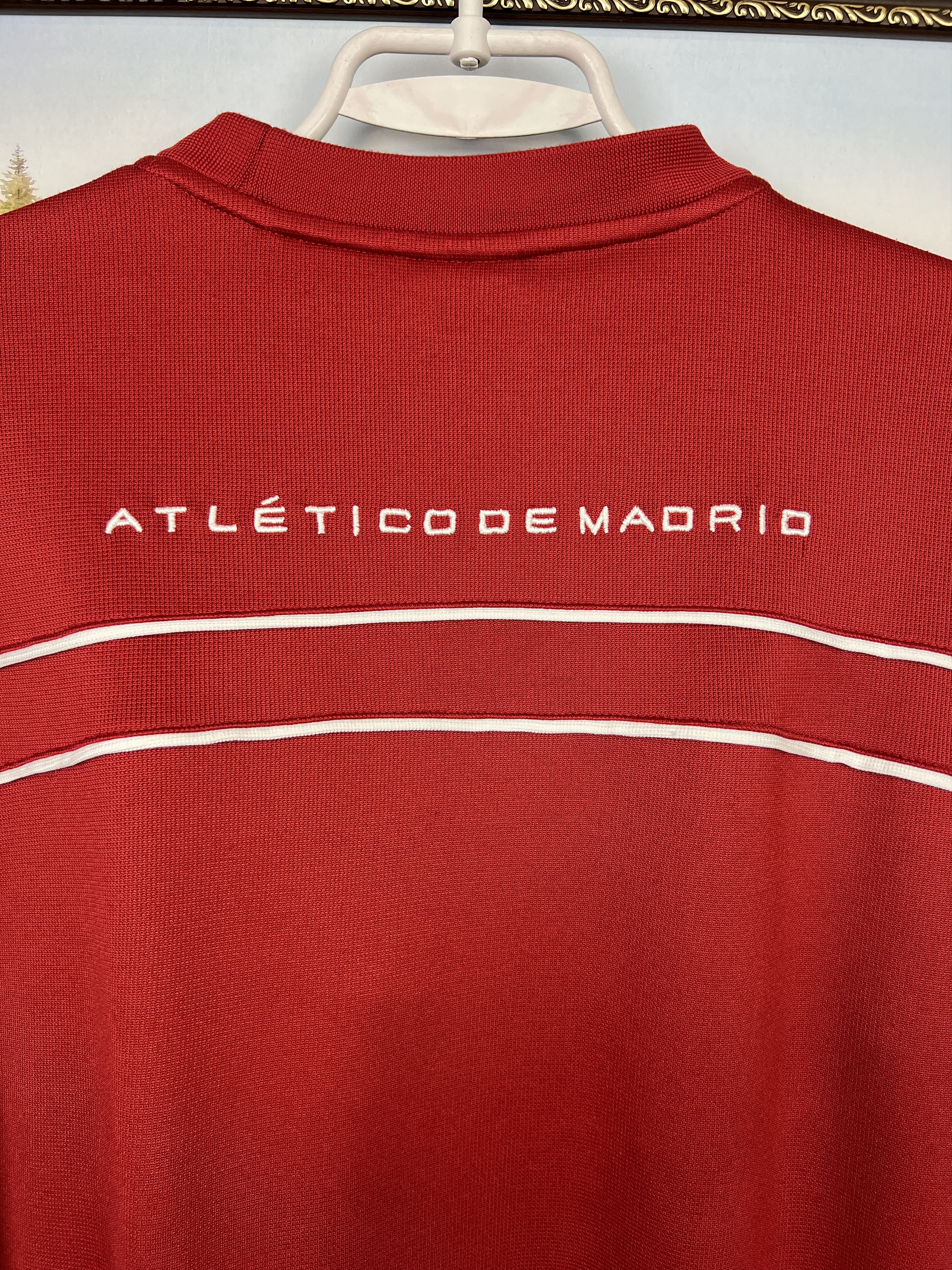 Nike Vintage Nike Atletico Madrid Football Sweatshirt Soccer Size US L / EU 52-54 / 3 - 14 Thumbnail
