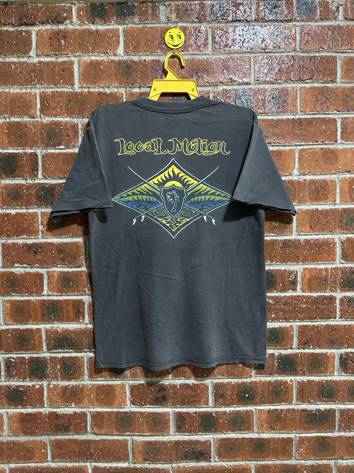 Vintage Vintage Local Motion Hawaii Faded Tee Size US M / EU 48-50 / 2 - 1 Thumbnail