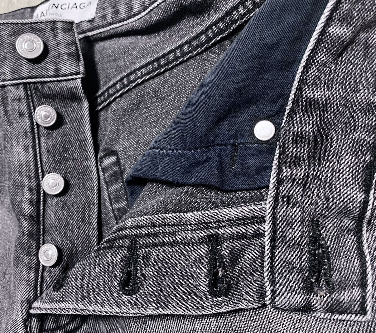 Balenciaga Unisex Balenciaga FW’17 Archetype Graphite Black Denim Jeans Size US 28 / EU 44 - 11 Thumbnail