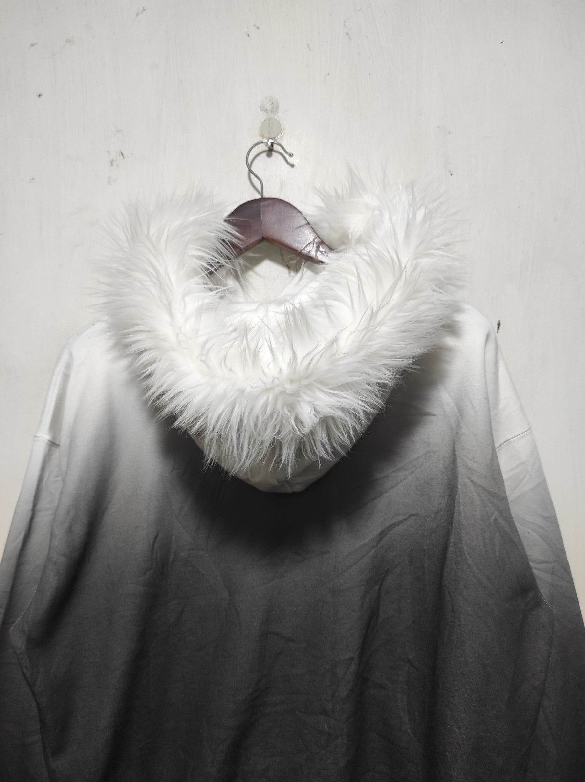 Japanese Brand Rady Gradation boxy fur hoodie ifsix LGB style Size US S / EU 44-46 / 1 - 12 Thumbnail