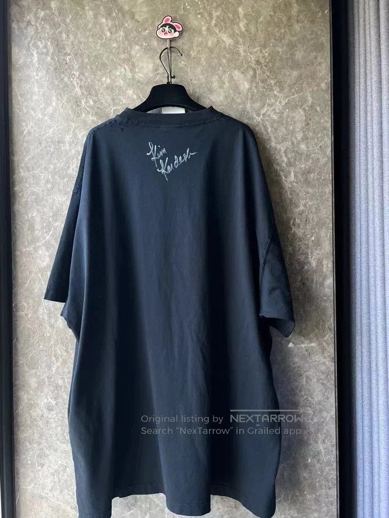 Balenciaga Balenciaga Kardashian 25 Short Sleeve Tee. Size US L / EU 52-54 / 3 - 2 Thumbnail