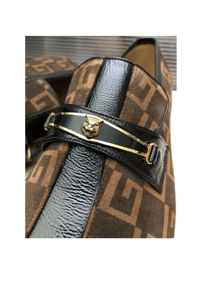 Gucci GUCCI 🇮🇹 Suede G Cube Tigerhead Bangle Ornament Loafer 9 NIB Size US 9 / EU 42 - 4 Thumbnail