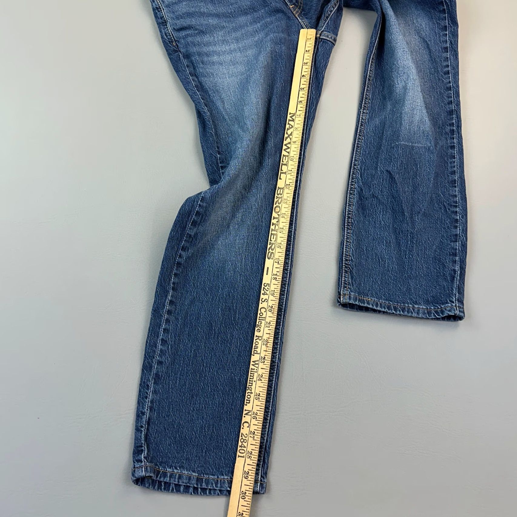 Levi's Levi's 541 Jeans Mens 32x30 Blue Dark Wash Denim Athletic Taper Stretch Casual Jeans Mens 32 Blue Dark Wash 90s Retro USA Size US 32 / EU 48 - 2 Thumbnail