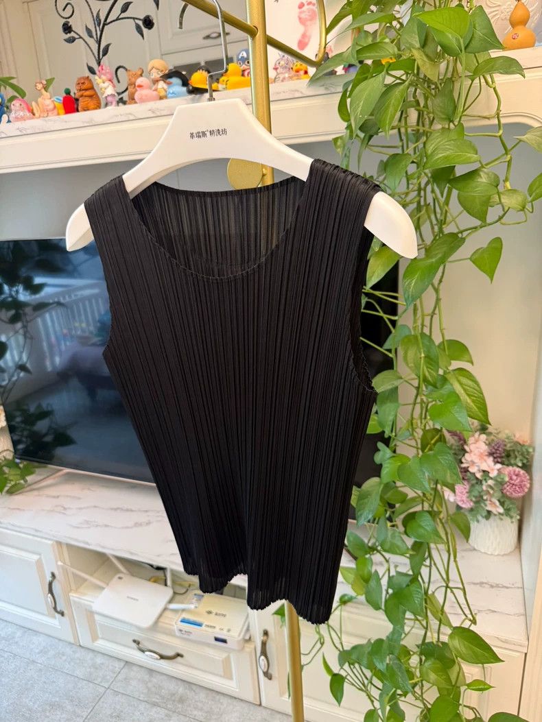 Issey Miyake Issey Miyake size:3 Black pleated vest Size XS / US 0-2 / IT 36-38 - 3 Thumbnail