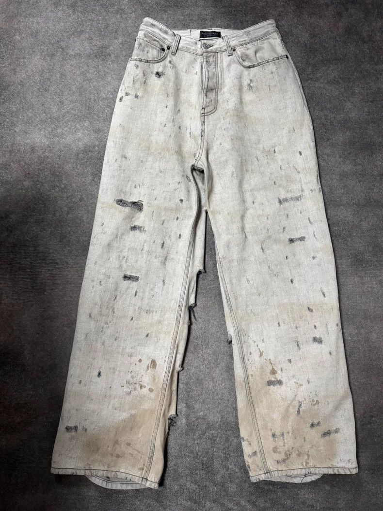 Balenciaga Balenciaga size XS Tear the super-damaged jeans to make th Size US 26 / EU 42 - 2 Thumbnail