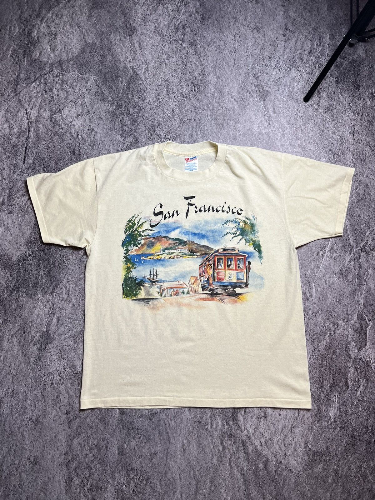 Hanes Vintage 90s Hanes San Francisco Train Alcatraz Hanes tee Size US XL / EU 56 / 4 - 1 Thumbnail