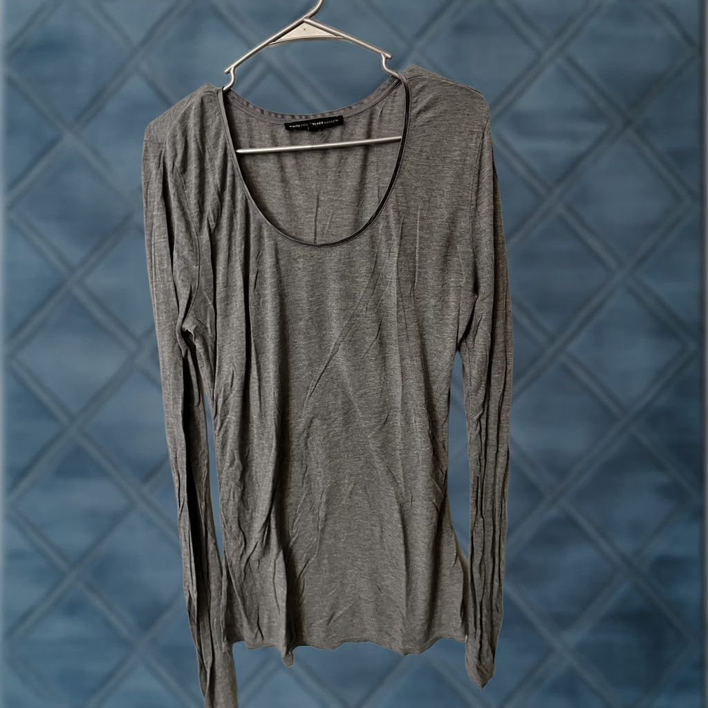 White House Black Market White House Black Market Shirt Women's M Gray Long Sleeve Stretch V Neck Top sz Size M / US 6-8 / IT 42-44 - 1 Thumbnail