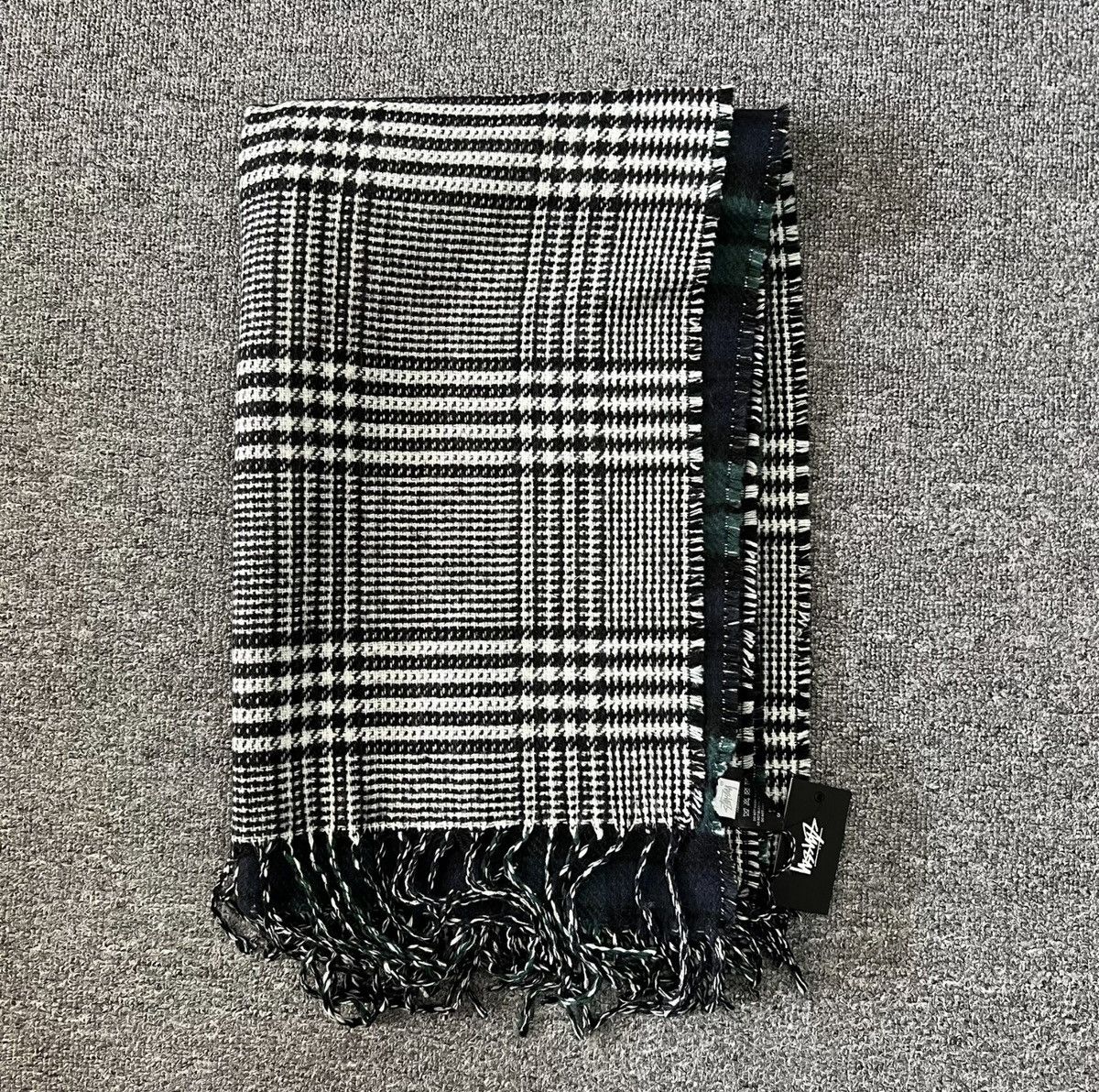 Stussy Stussy Checkered Double‑Sided Jacquard Scarf / Wrap / Shawl Size ONE SIZE - 3 Thumbnail