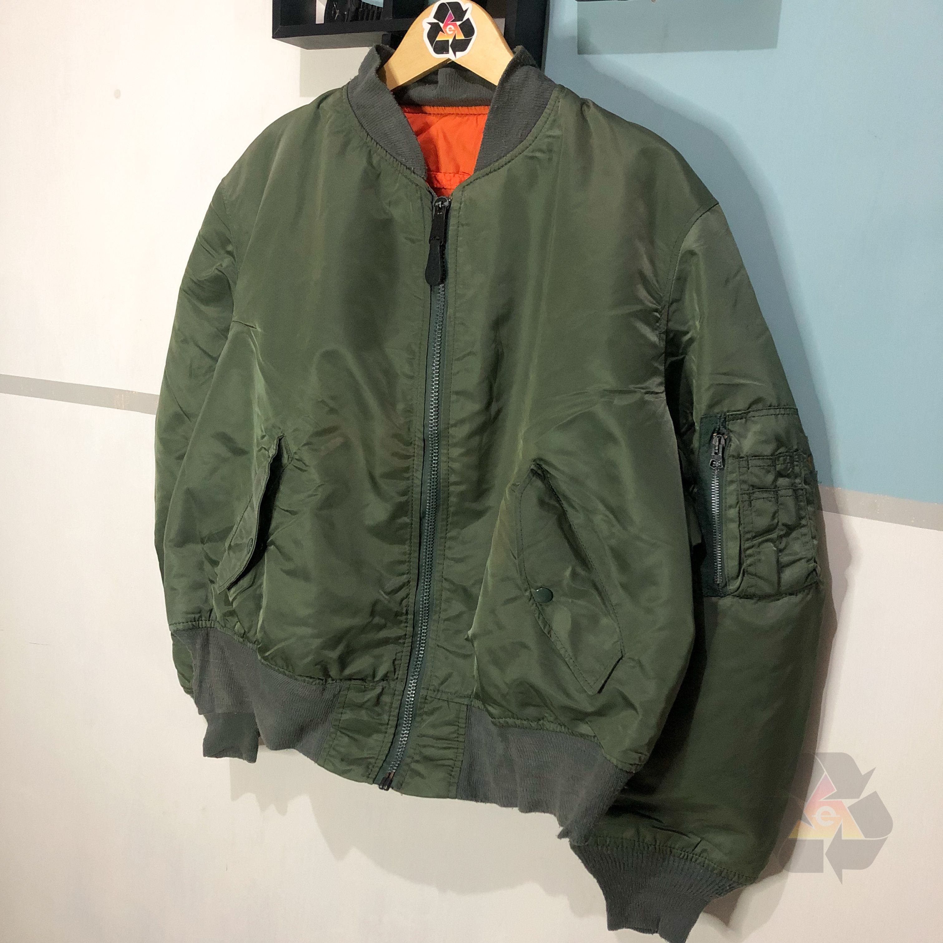 Alpha Industries Vintage Alpha Industries Flayer's Mil-J-82790J USAF MA-1 Size US XL / EU 56 / 4 - 3 Thumbnail