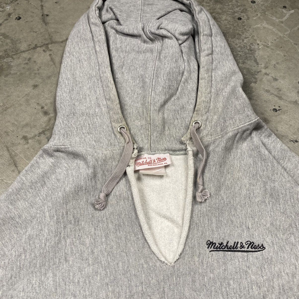 Mitchell & Ness × Vintage y2k Reverse Weave Distressed Pullover Size US XL / EU 56 / 4 - 5 Thumbnail