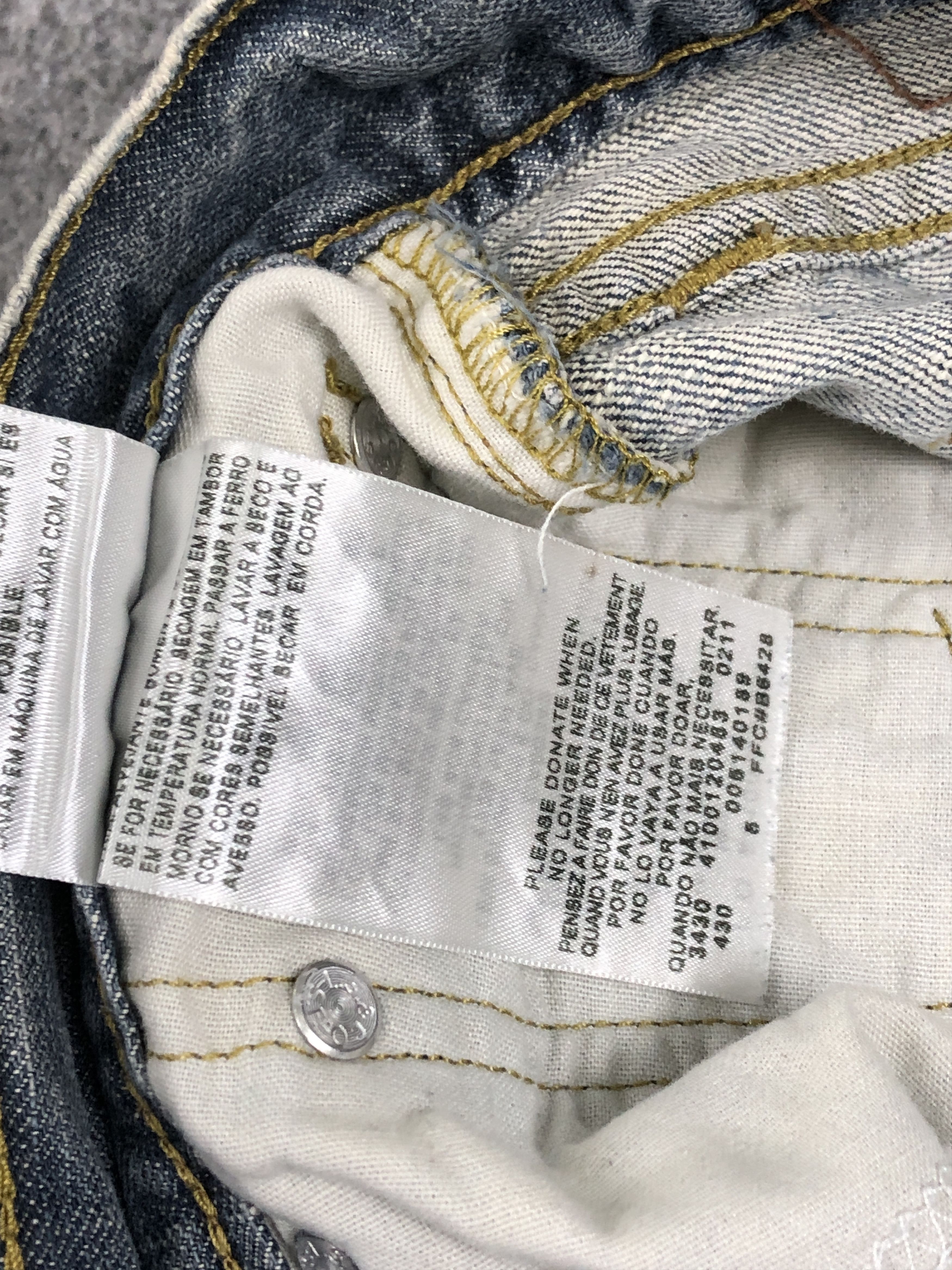 Levi's Vintage Levis 514 Faded Blue Jeans DP2476 Size US 29 - 10 Thumbnail