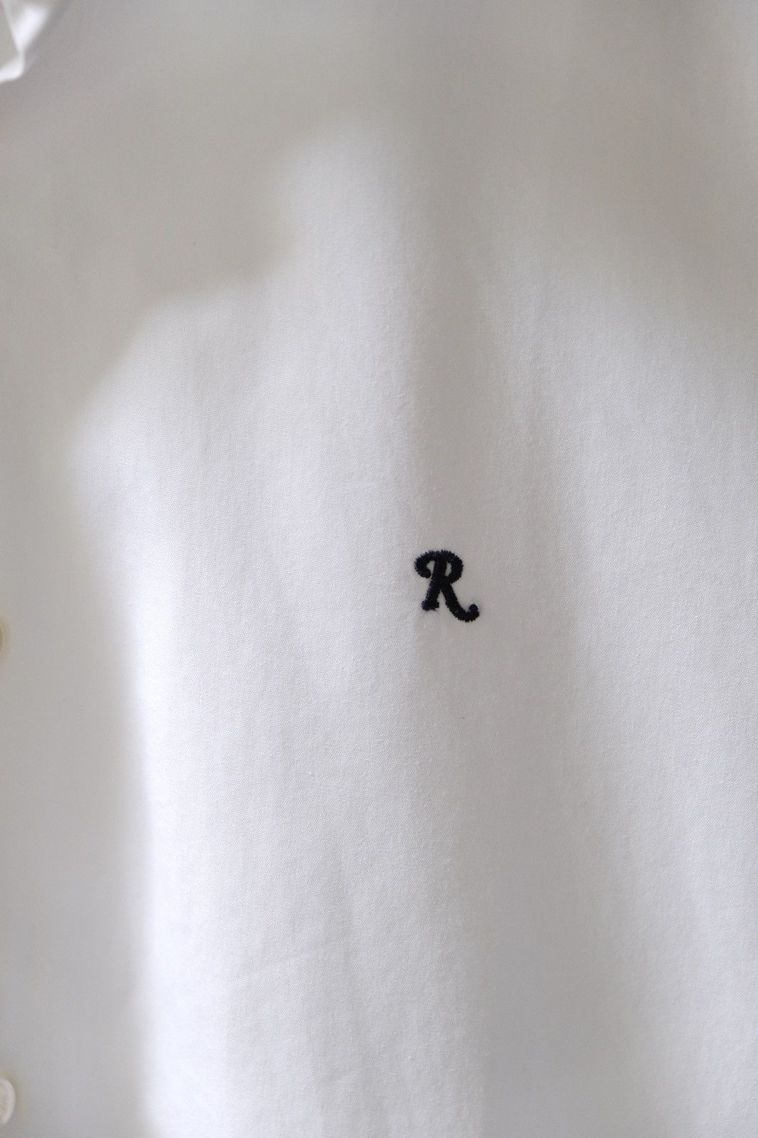 Raf Simons Raf Simons 1995 R Embroidered Classic Shirt Size US M / EU 48-50 / 2 - 3 Thumbnail