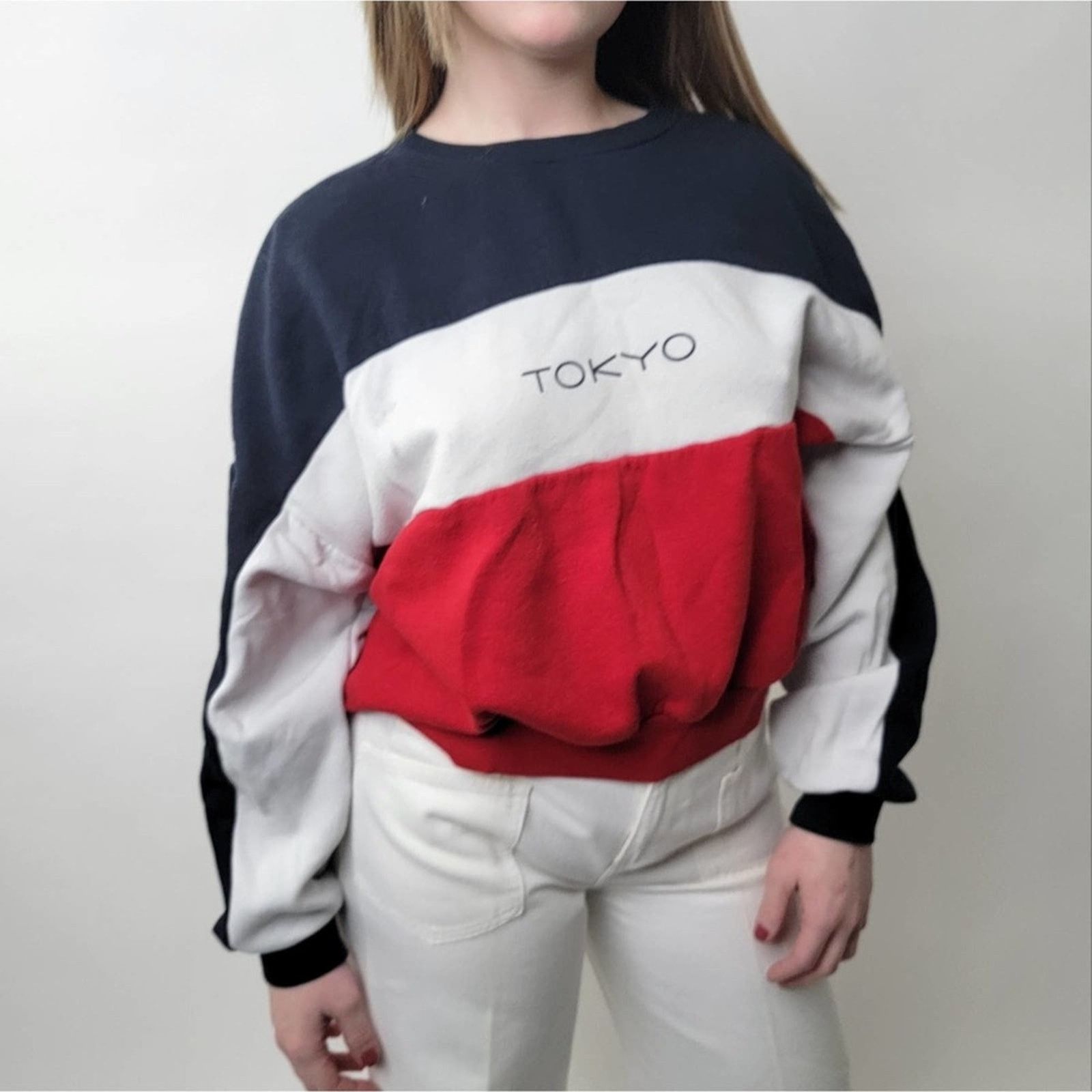 H&M Red White Blue Stripe Colorblock 'Tokyo' Crewneck Sweatshirt Size M / US 6-8 / IT 42-44 - 6 Thumbnail
