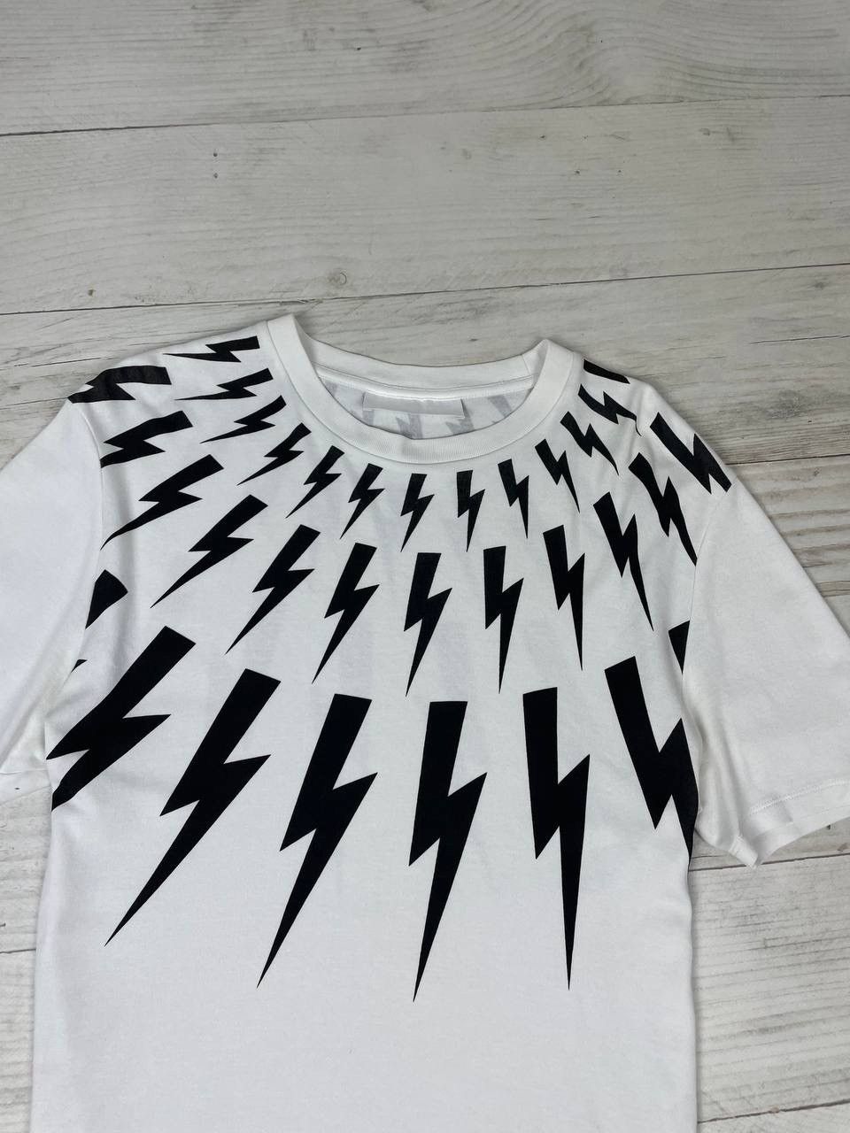 Neil Barrett Neil Barrett Bolt T-Shirt Over Print M Size US M / EU 48-50 / 2 - 4 Thumbnail