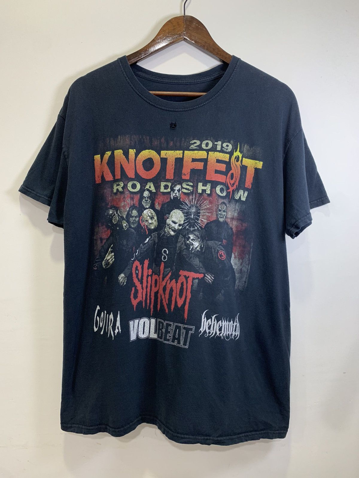 Band Tees 2019 Knotfest Roadshow Slipknot Tshirt Size US L / EU 52-54 / 3 - 1 Thumbnail