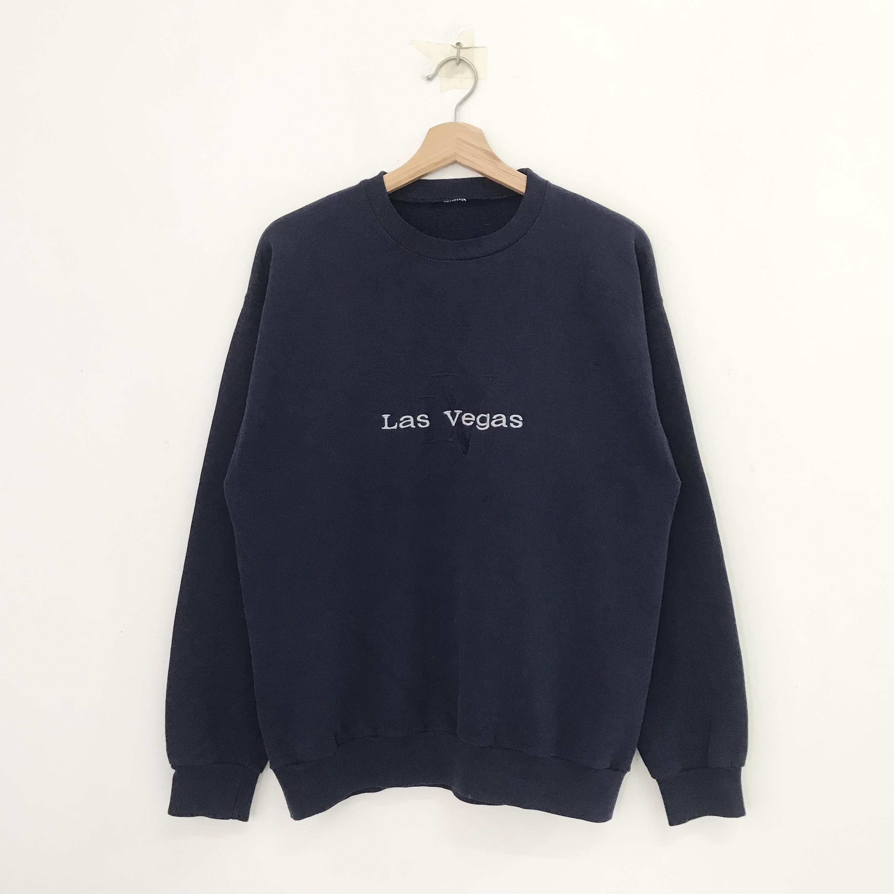 Vintage Vintage Las Vegas Blue Sweatshirt Medium - 272 Size US M / EU 48-50 / 2 - 1 Thumbnail