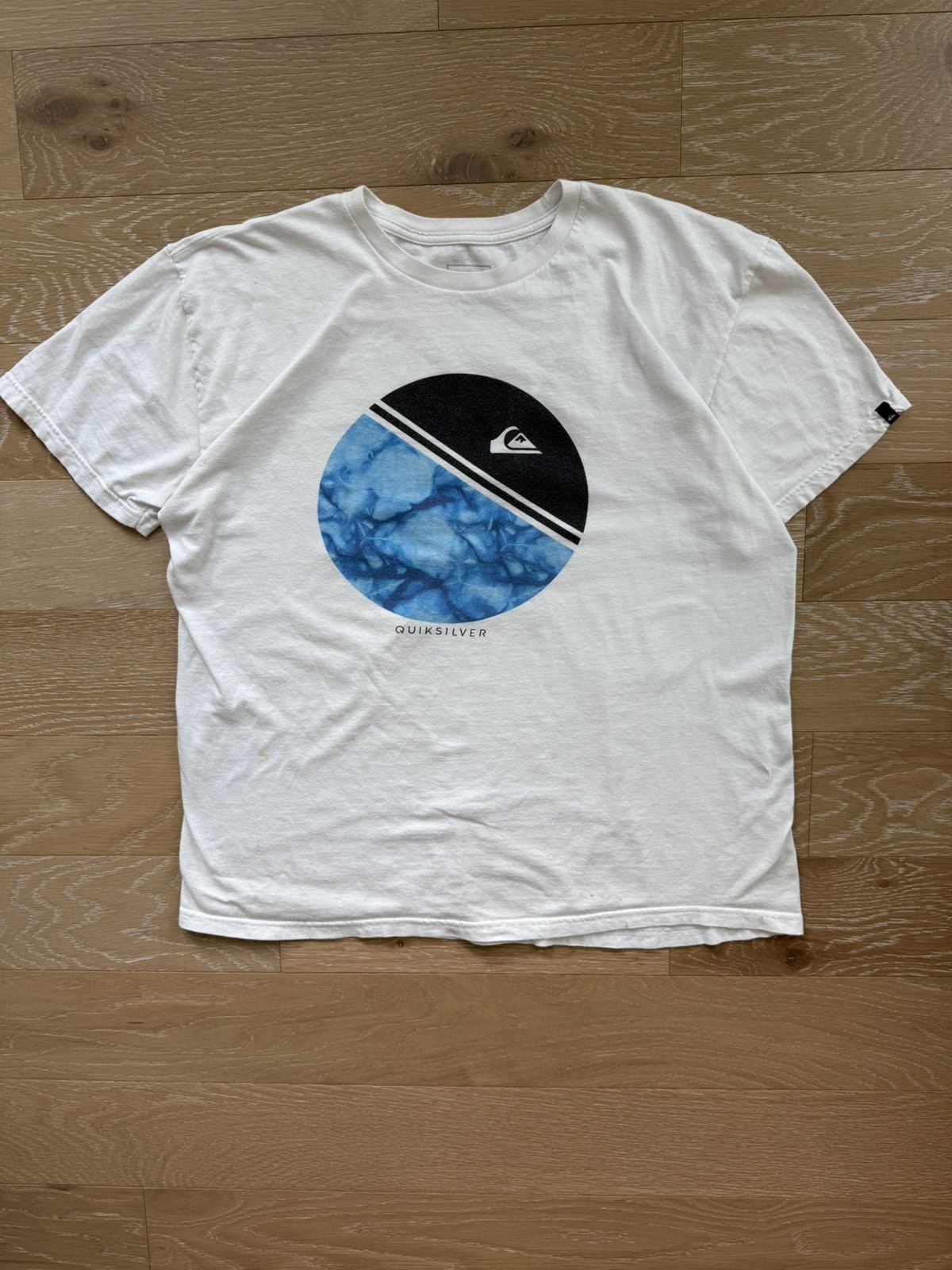 Quiksilver Quiksilver Y2K Surf Beach Skate Shirt Size US XL / EU 56 / 4 - 1 Thumbnail