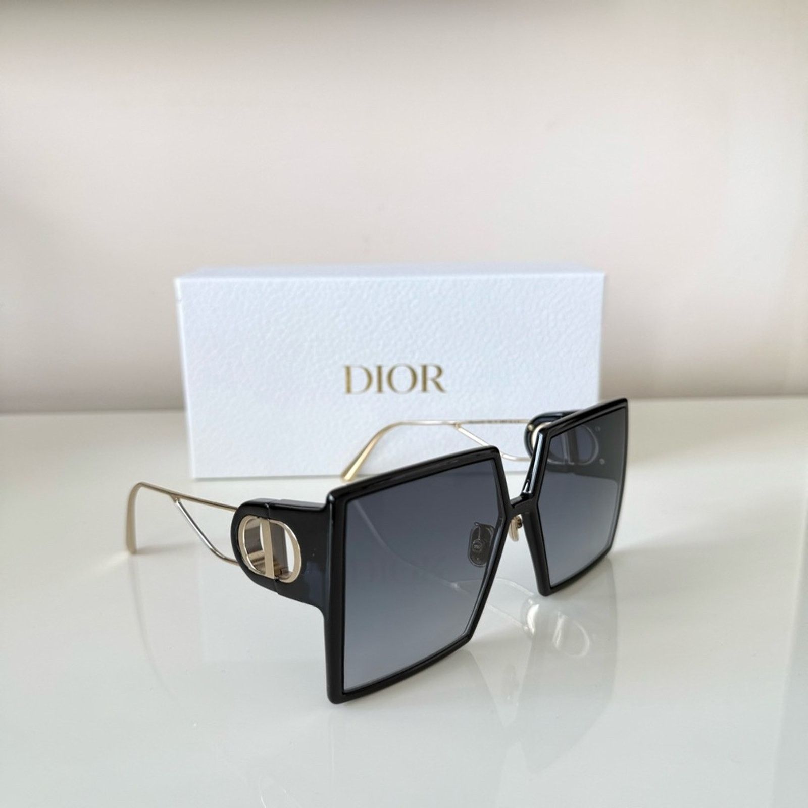 Dior NEW!!! CHRISTIAN DIOR Sunglasses 30Montaigne SU 12A1 630$ Size ONE SIZE - 2 Thumbnail