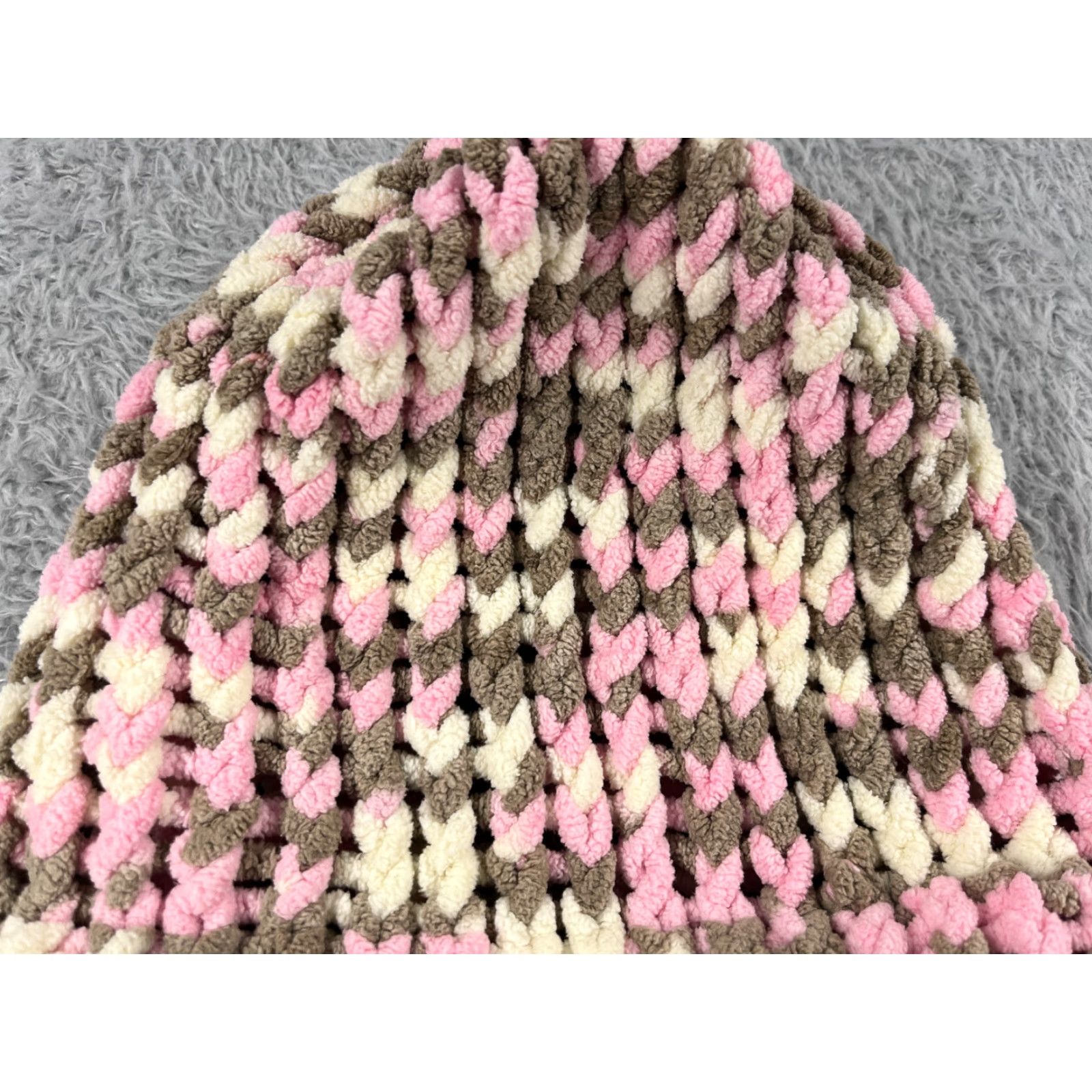 Vintage Handmade Big Beanie Toque Adult One Size Pink Brown Crochet Knit Acrylic Blend Size ONE SIZE - 2 Thumbnail