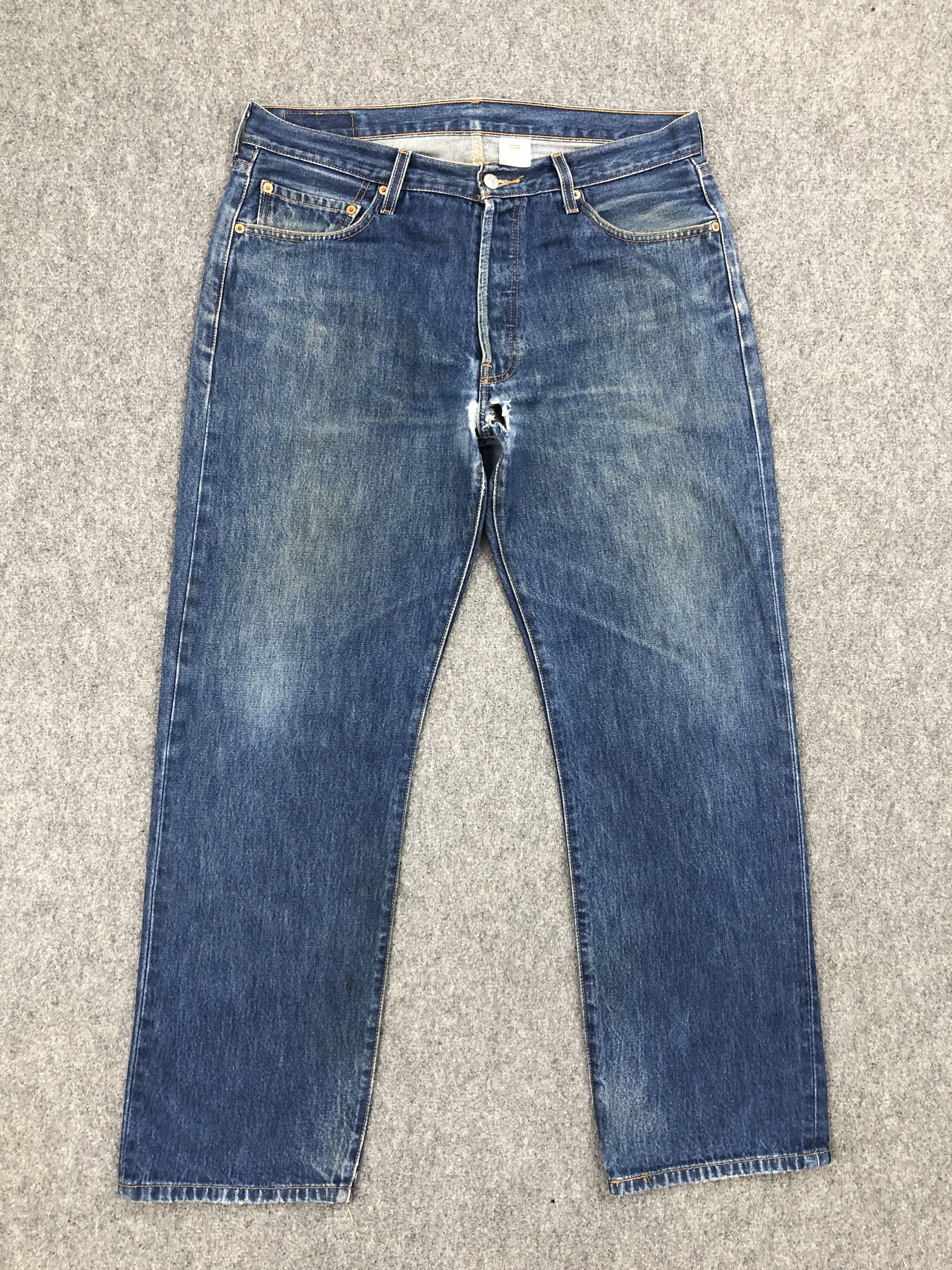 Levi's Vintage Levi's 501 Faded Blue Jeans DP2297 Size US 34 / EU 50 - 1 Thumbnail