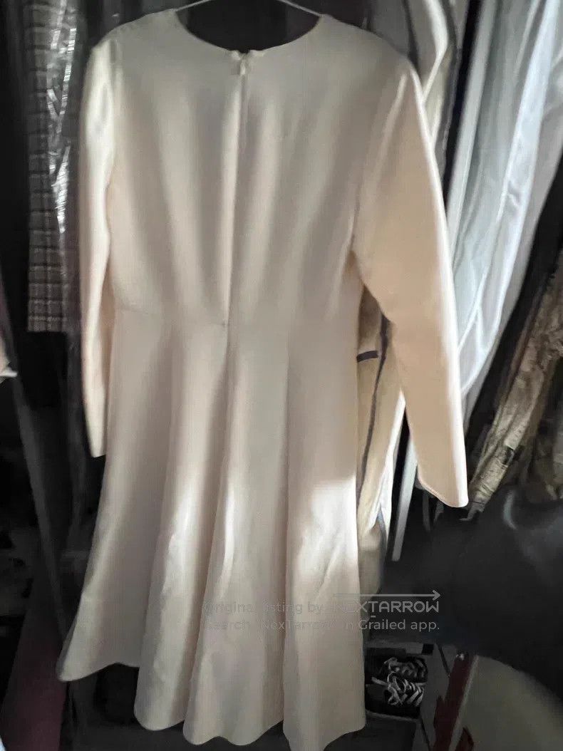 Valentino Valentino Short sleeves with monogram print Size M / US 6-8 / IT 42-44 - 4 Thumbnail