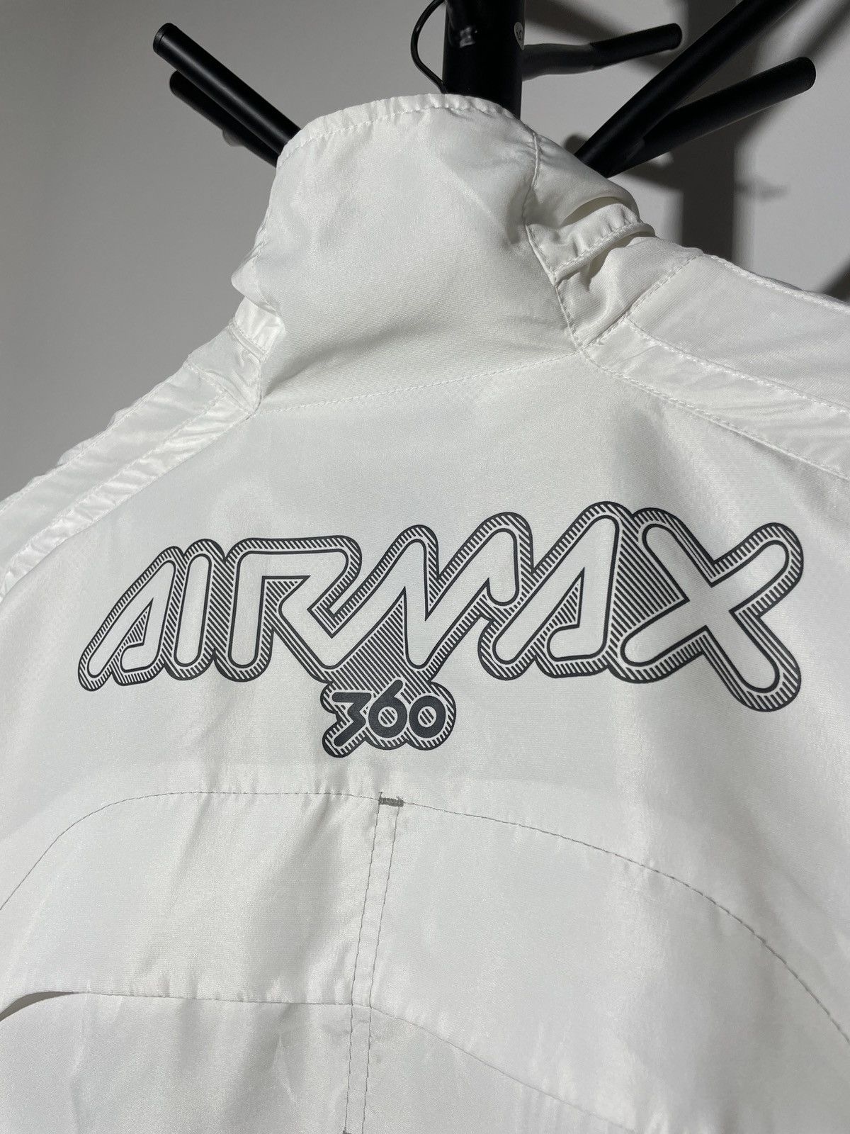 Nike × Vintage Nike Air Max 360 Vintage Y2K Nylon Jacket Size US M / EU 48-50 / 2 - 15 Thumbnail