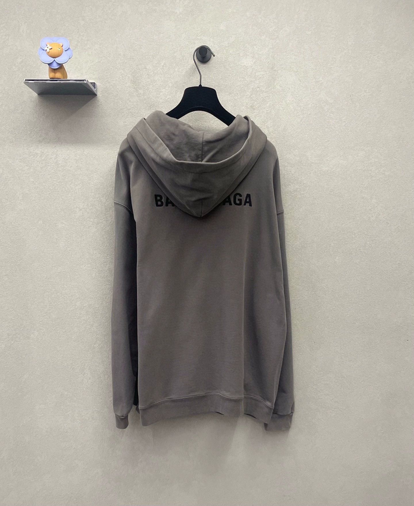 Balenciaga balenciaga gray logo hoodie sweatshirt for women Size US S / EU 44-46 / 1 - 2 Thumbnail