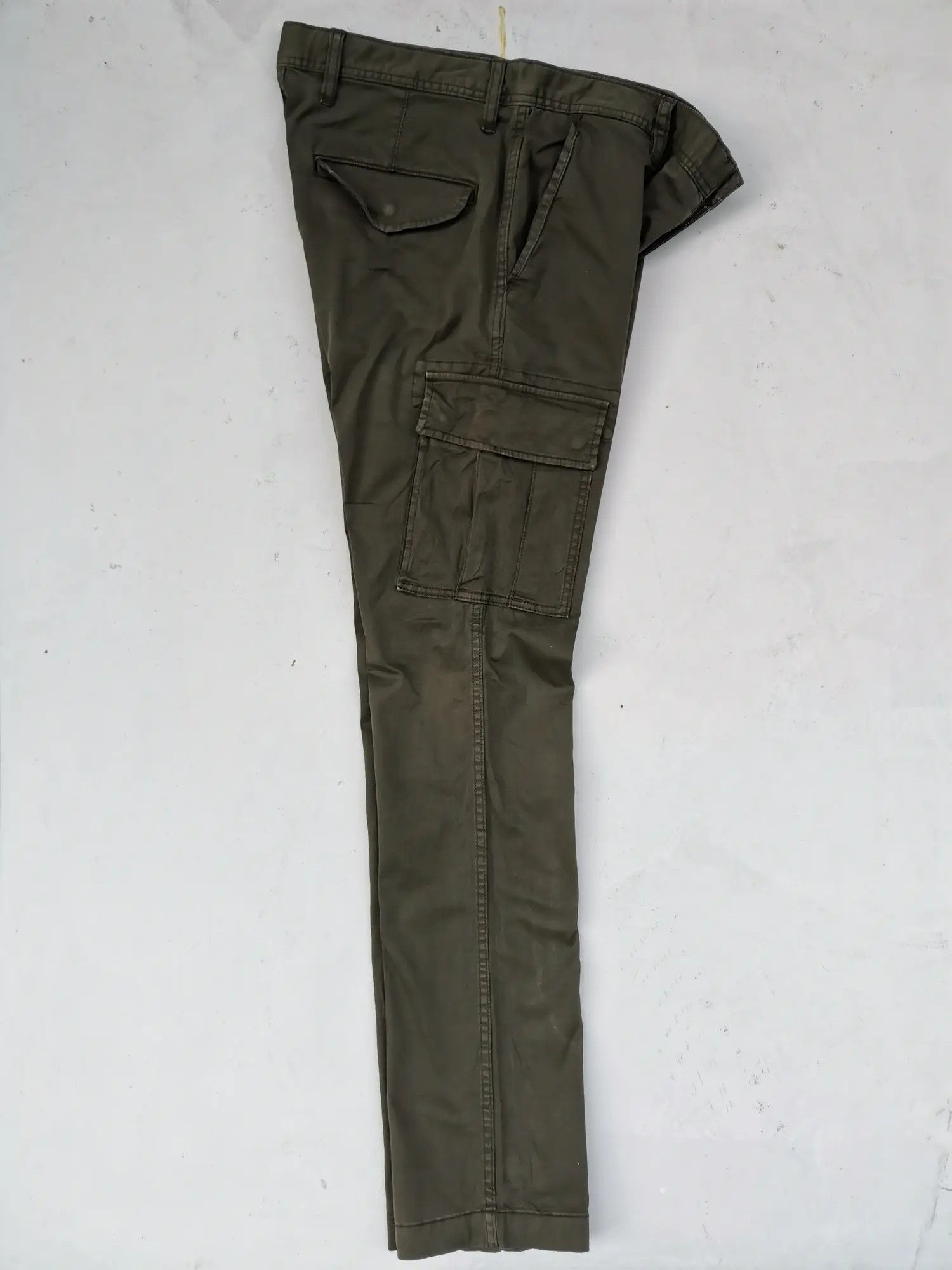 Japanese Brand × Uniqlo Rare!!! Uniqlo Tactical Cargo Multipocket Pants Size US 34 / EU 50 - 4 Thumbnail