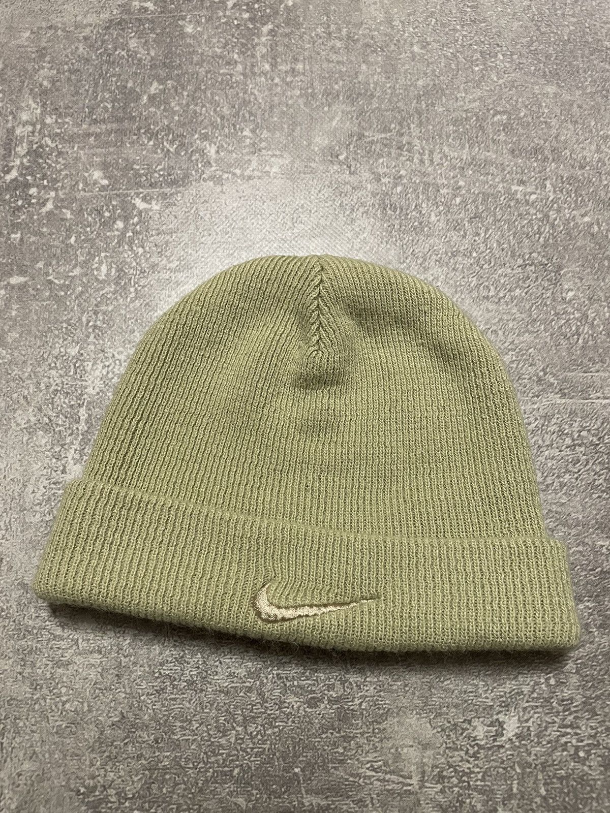 Nike Vintage Nike Swoosh Logo Beanie Hat Size ONE SIZE - 1 Thumbnail