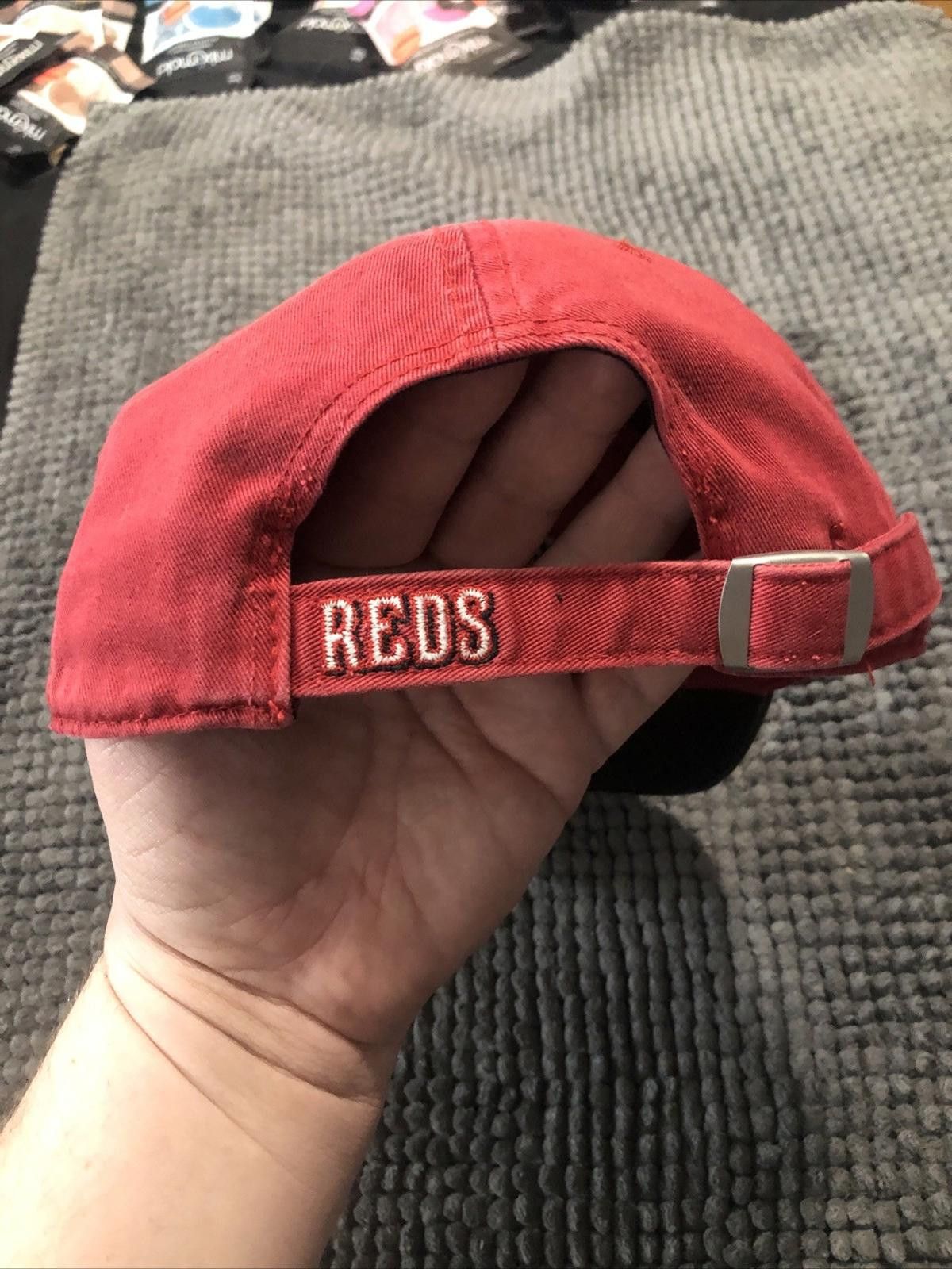47 Cincinnati Reds 47 Black Bill & Black Logo Hat Red Black Size ONE SIZE - 3 Thumbnail