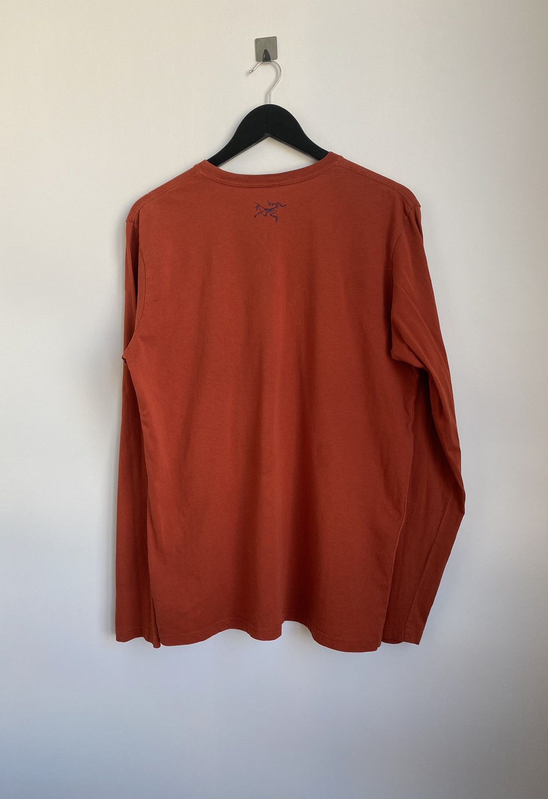 Arc'teryx men's longsleeve arcteryx big logo Size US L / EU 52-54 / 3 - 7 Thumbnail