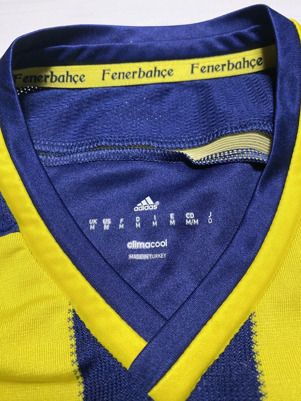 Adidas × Vintage Fenerbahce 2014 2015 Home Adidas Football Shirt Soccer Size US M / EU 48-50 / 2 - 3 Thumbnail