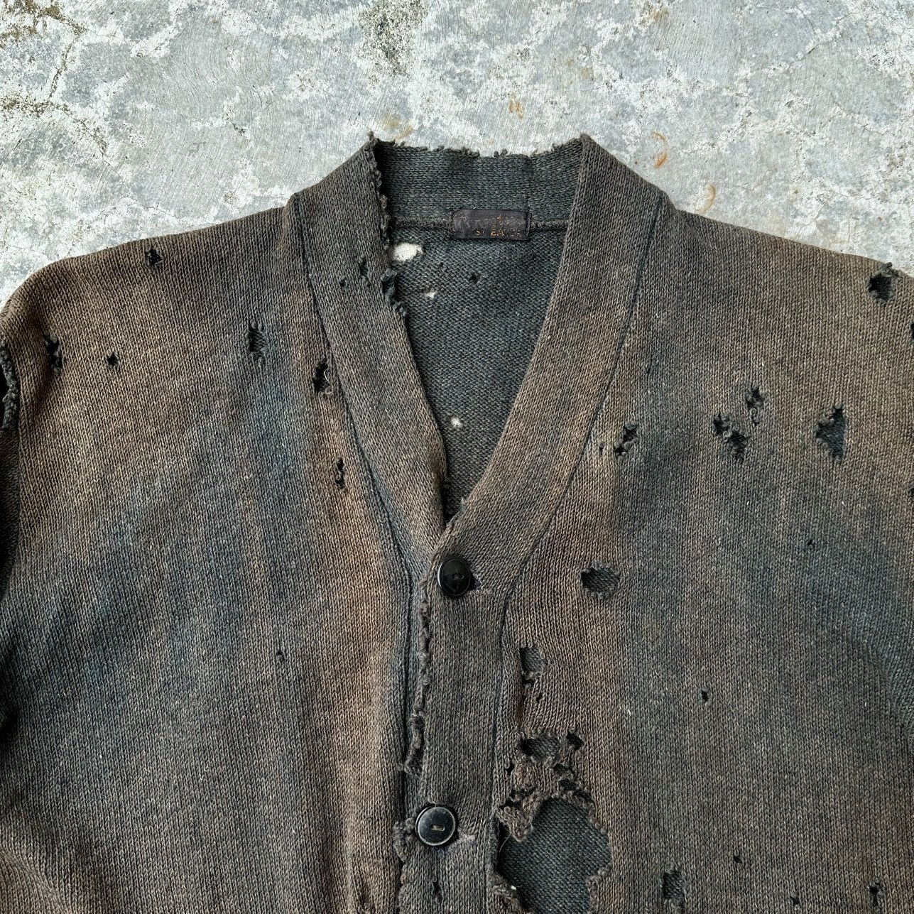 Vintage 1920s Trashed Dirty Zombified Wool Knitted Distress Cardigan Size US M / EU 48-50 / 2 - 3 Thumbnail