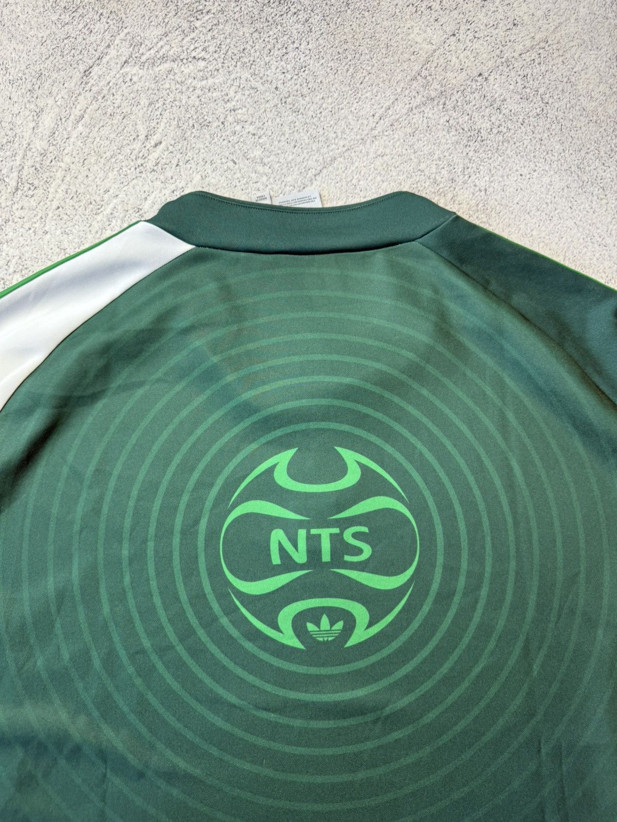Adidas Adidas NTS Big logo Jersey Size US XL / EU 56 / 4 - 22 Thumbnail