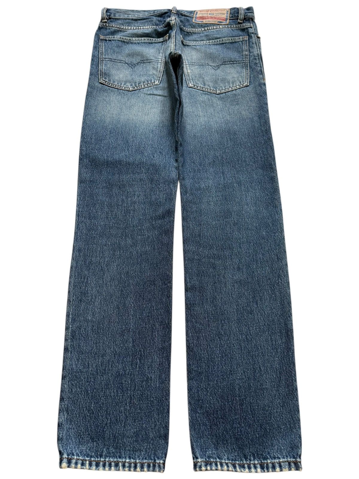 Diesel Vintage Diesel Faded Wash Distressed Jeans Size 32" / US 10 / IT 46 - 2 Thumbnail
