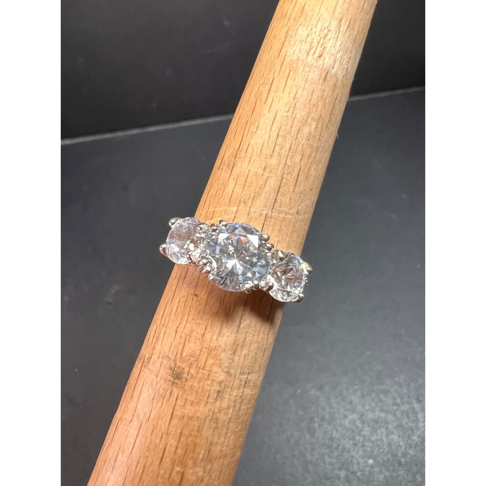 Other Vintage 3 stone CZ sterling silver ring size 7 Size ONE SIZE - 9 Thumbnail